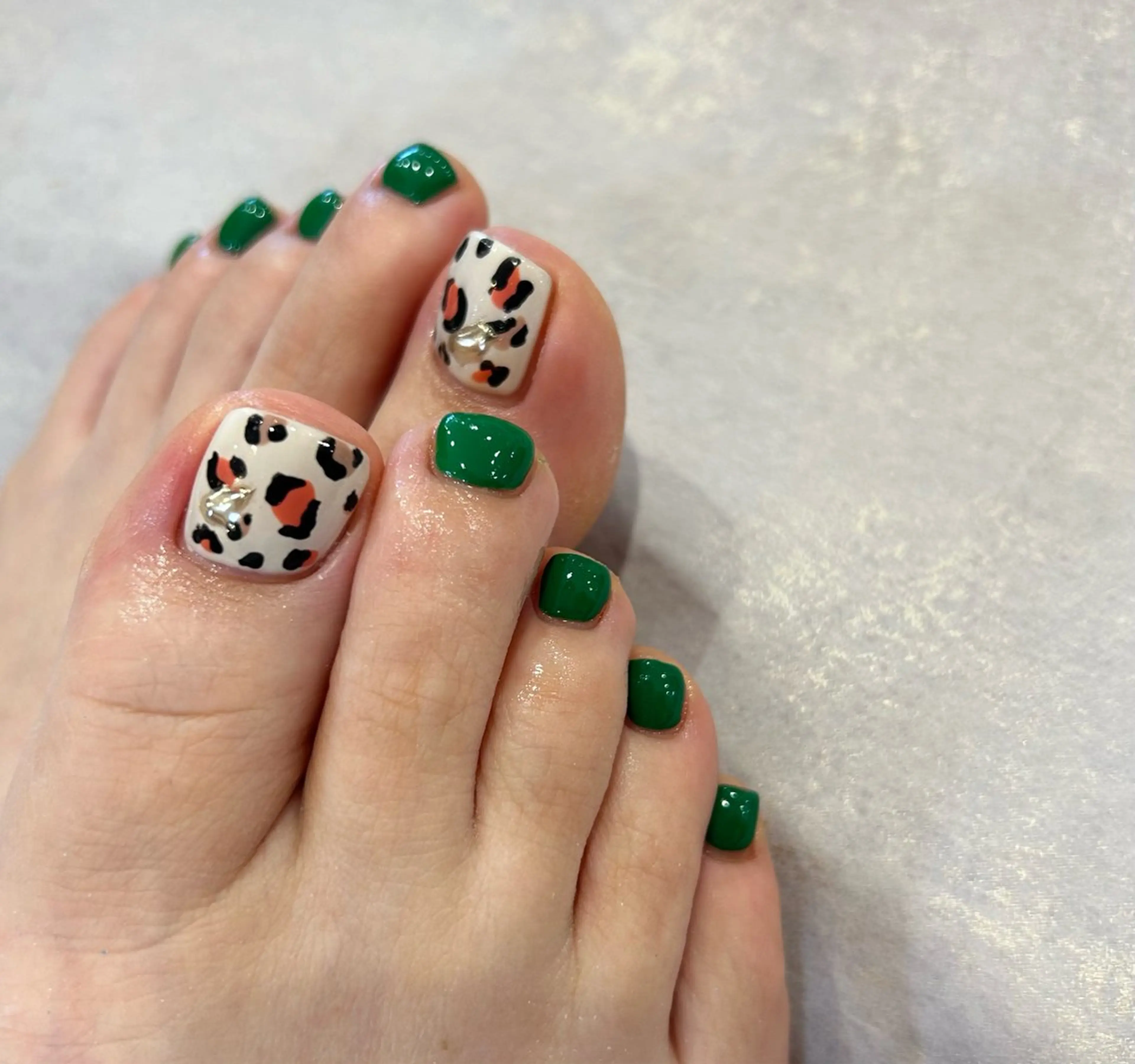 ネイル 三味 夏生のネイルデザイン