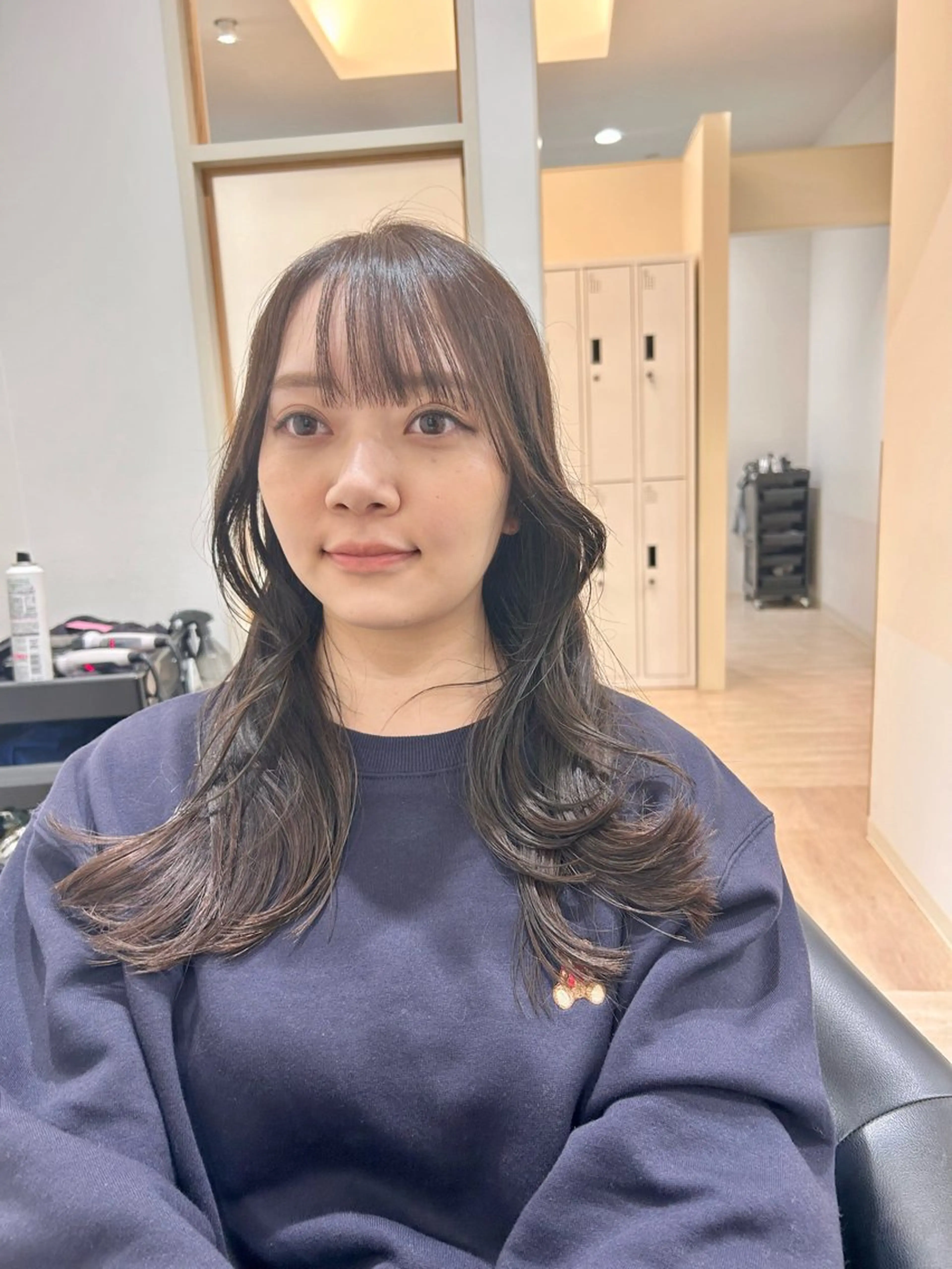 ロング カラー ダークグレー ダークグレージュ グレージュ 韓国風ヘア レイヤーカット カット ヘアカラー トリートメント 天野 涼のヘアスタイル