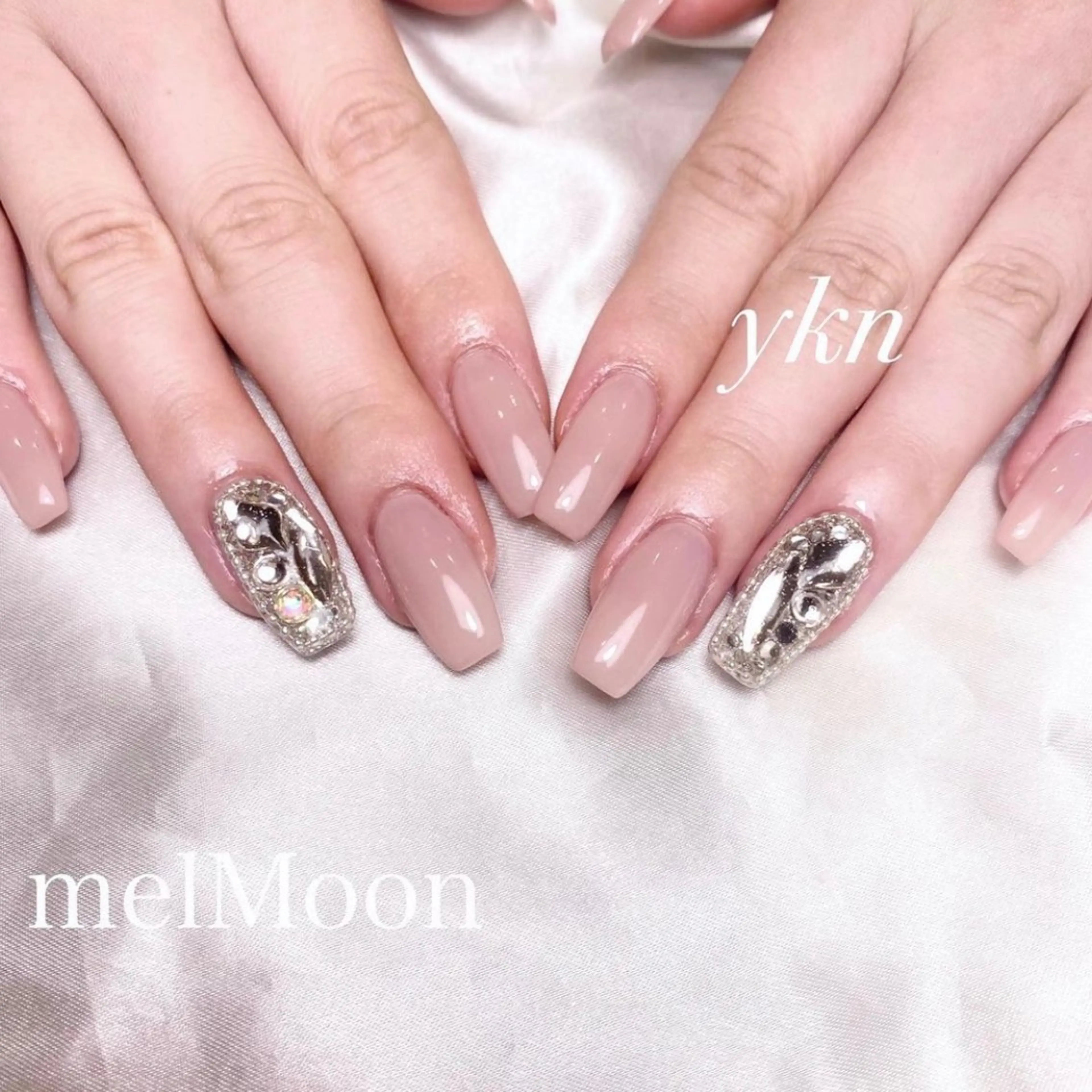 ネイル ワンカラーネイル ハンドネイル melMoon .のネイルデザイン