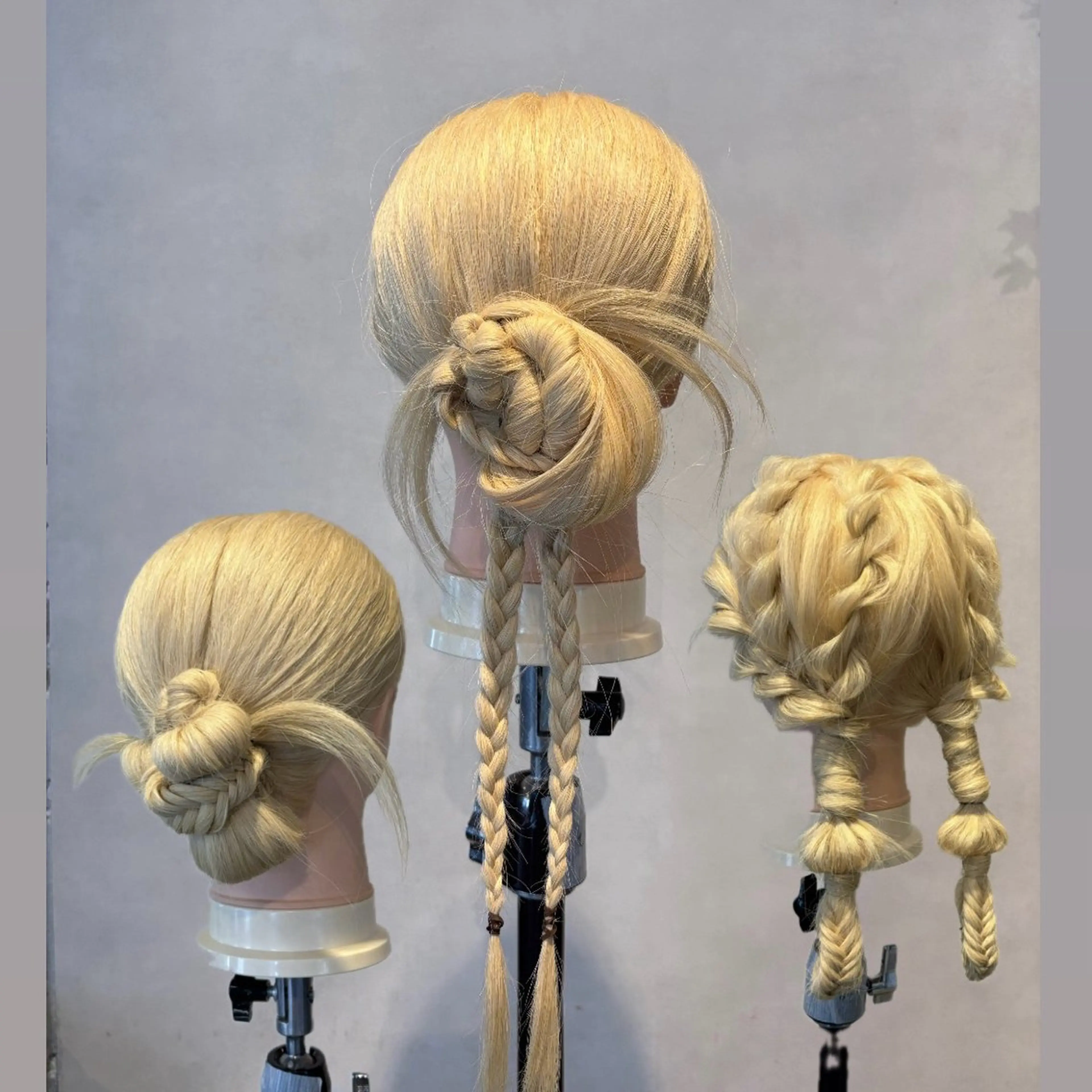 セミロング ヘアアレンジ 🍒艶髪カラー🍒 青木 瞳のヘアスタイル