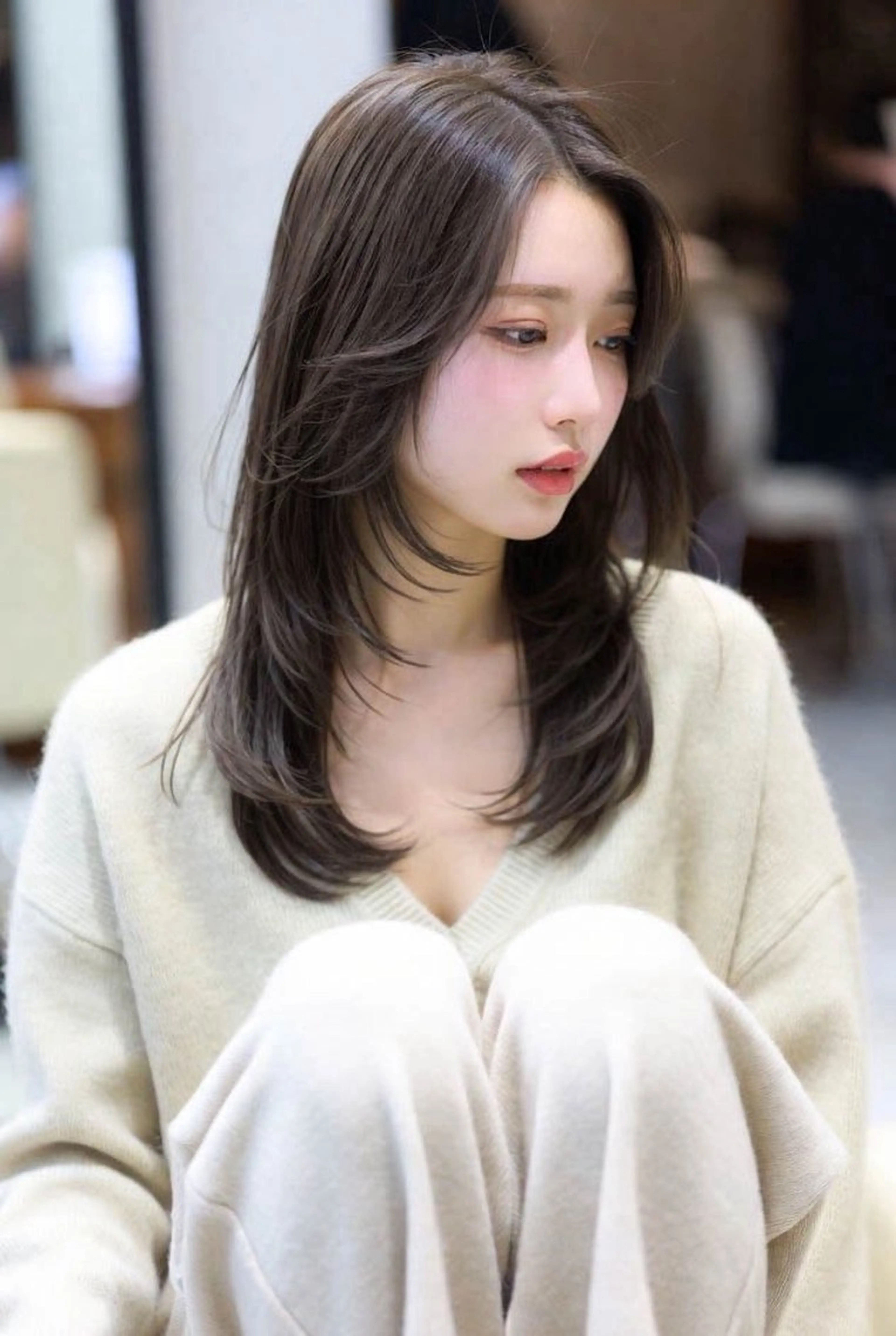 セミロング 𩵋住 佳帆のヘアスタイル