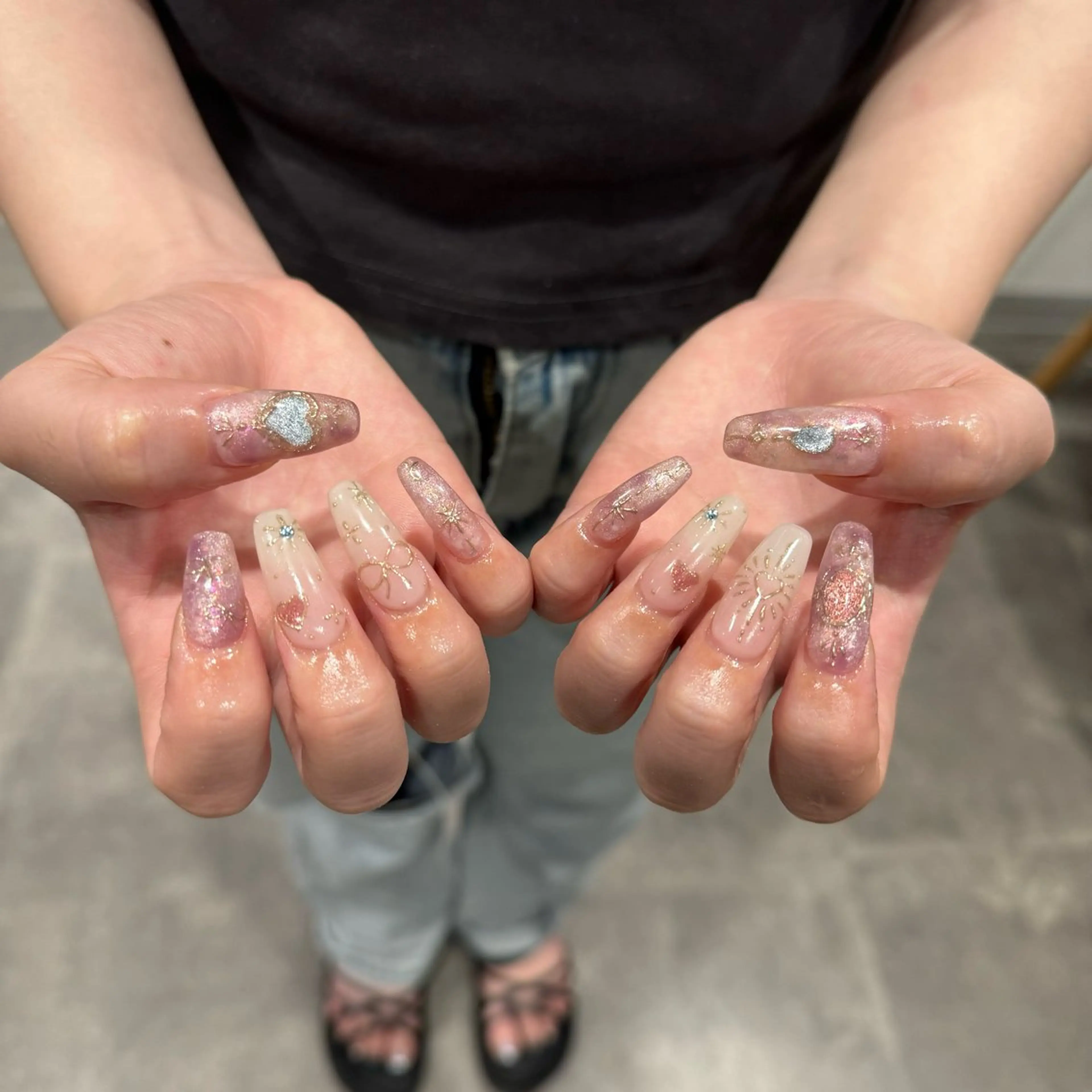 ネイル 橋本 朱里のネイルデザイン