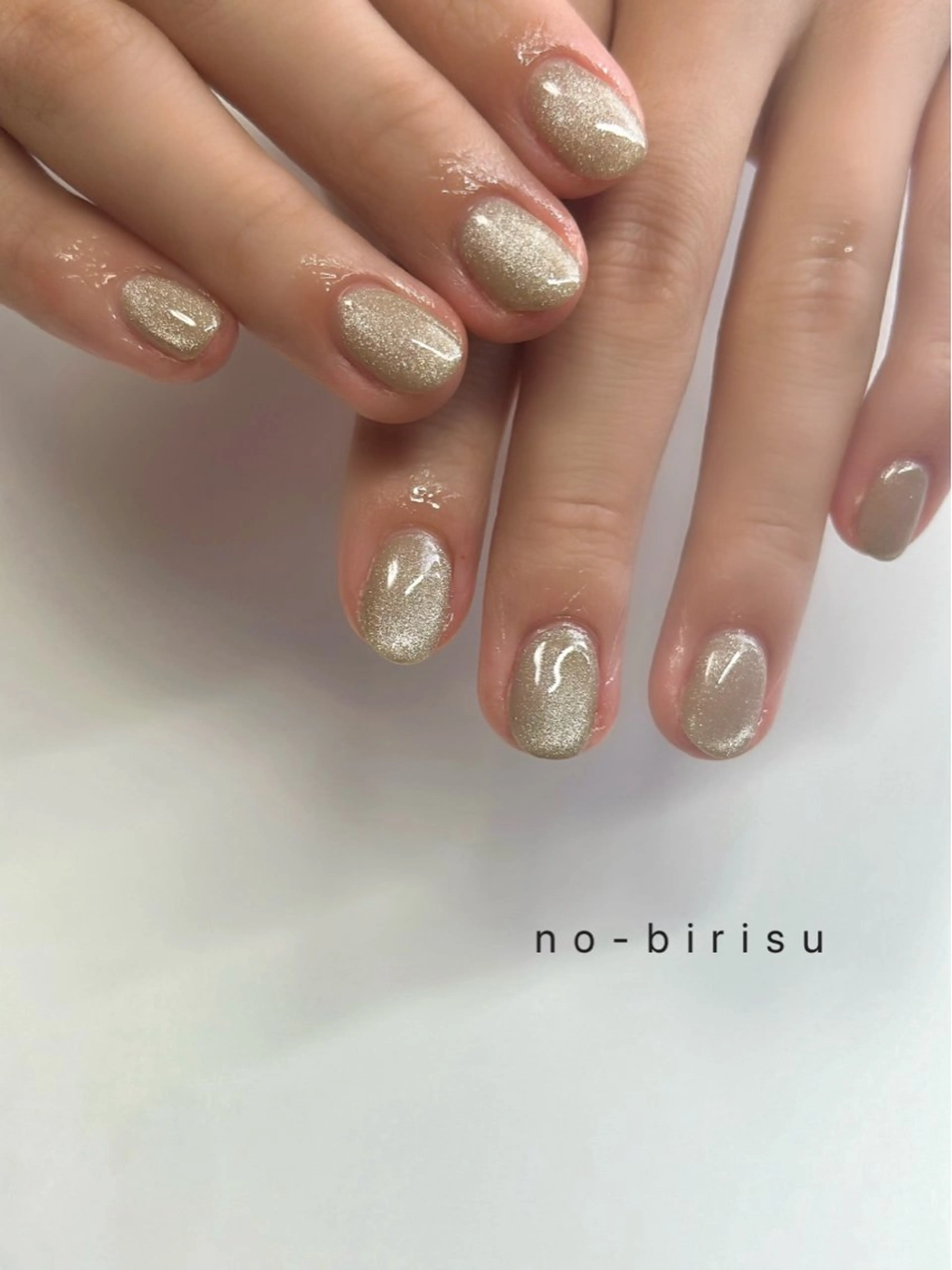 ネイル マグネットネイル ハンドネイル no-birisu nailのネイルデザイン