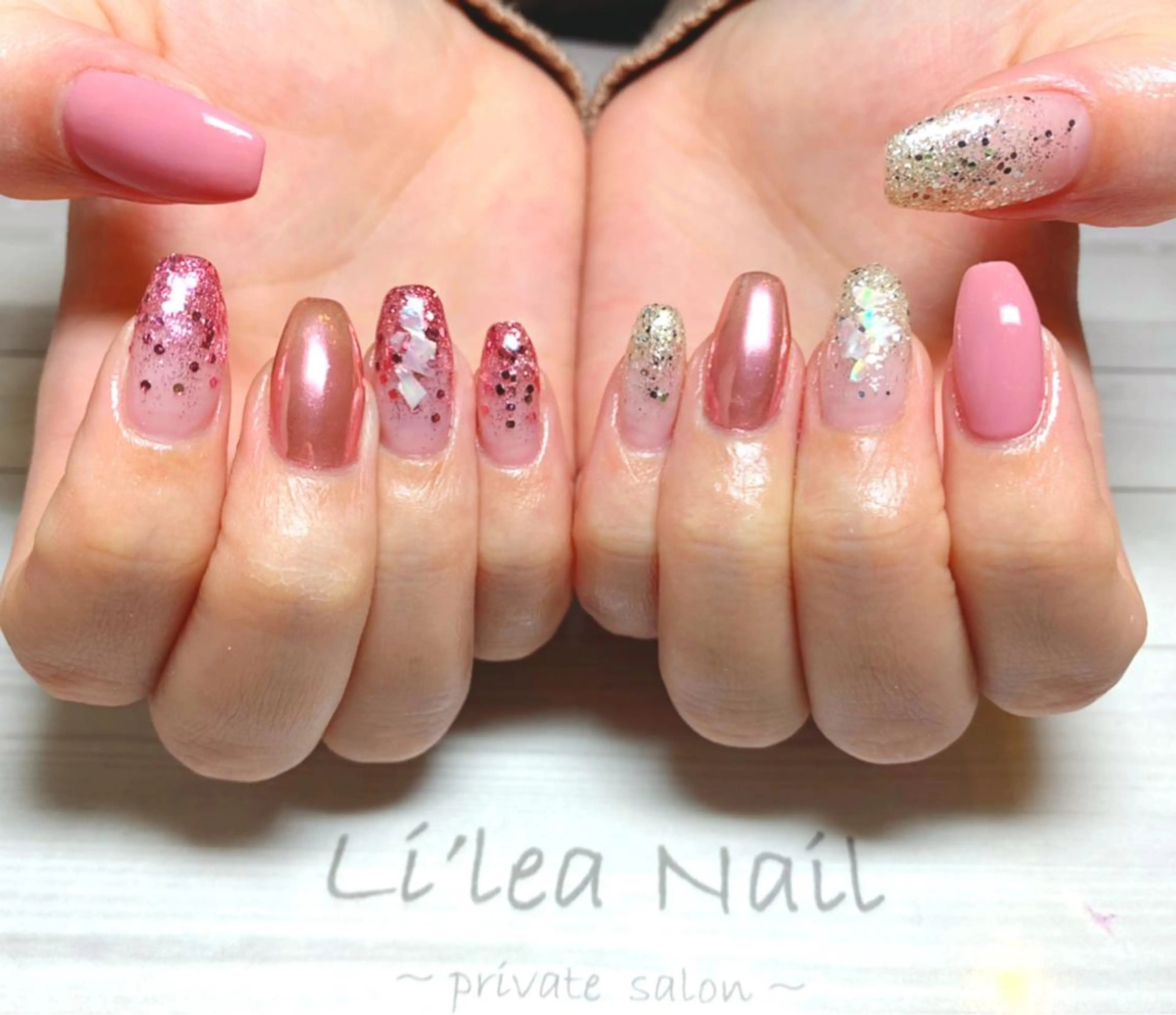 ネイル Li'leaNail AINAのネイルデザイン