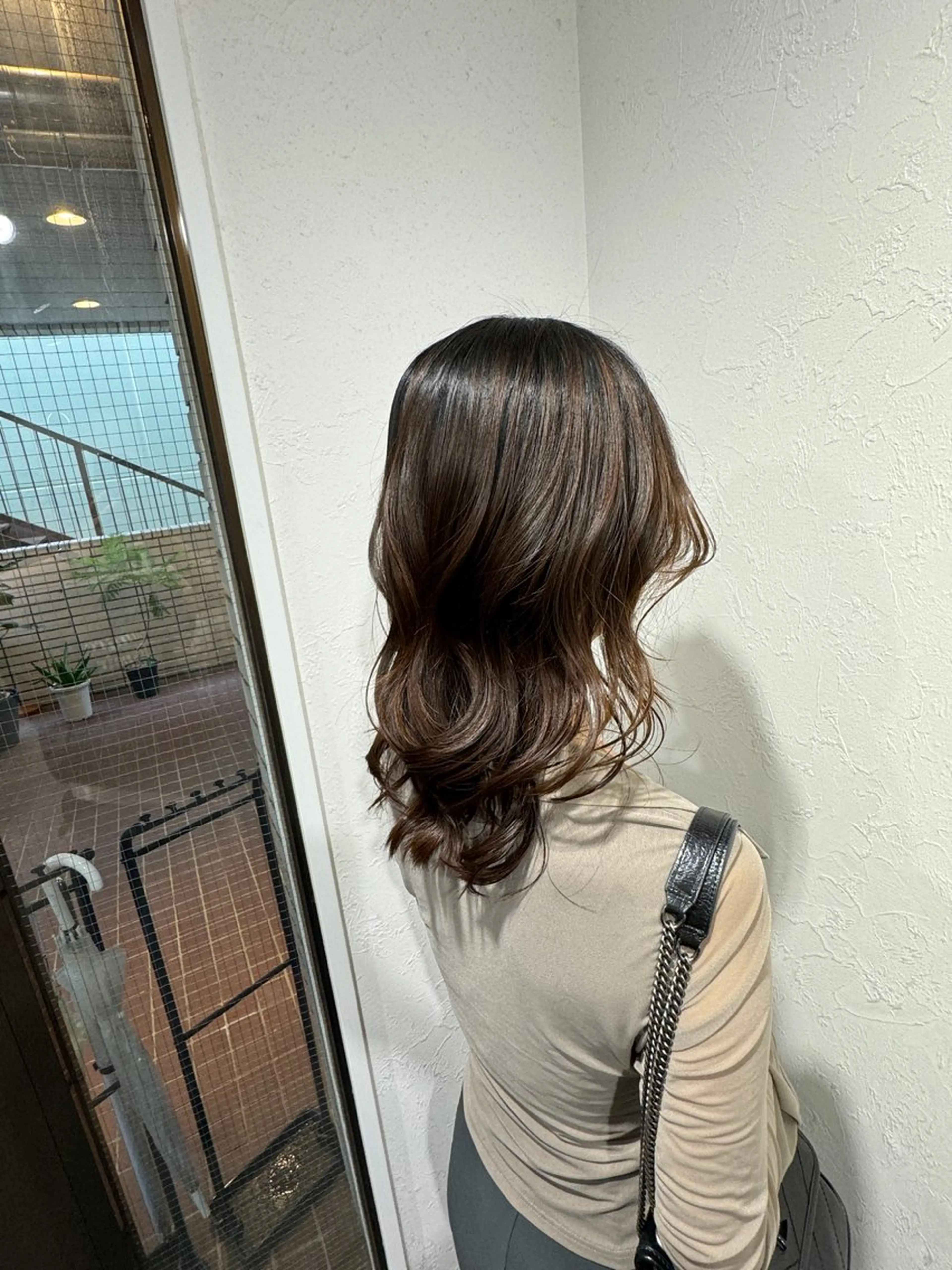 セミロング ハイトーン/レイヤー /艶カラー🎀のヘアスタイル