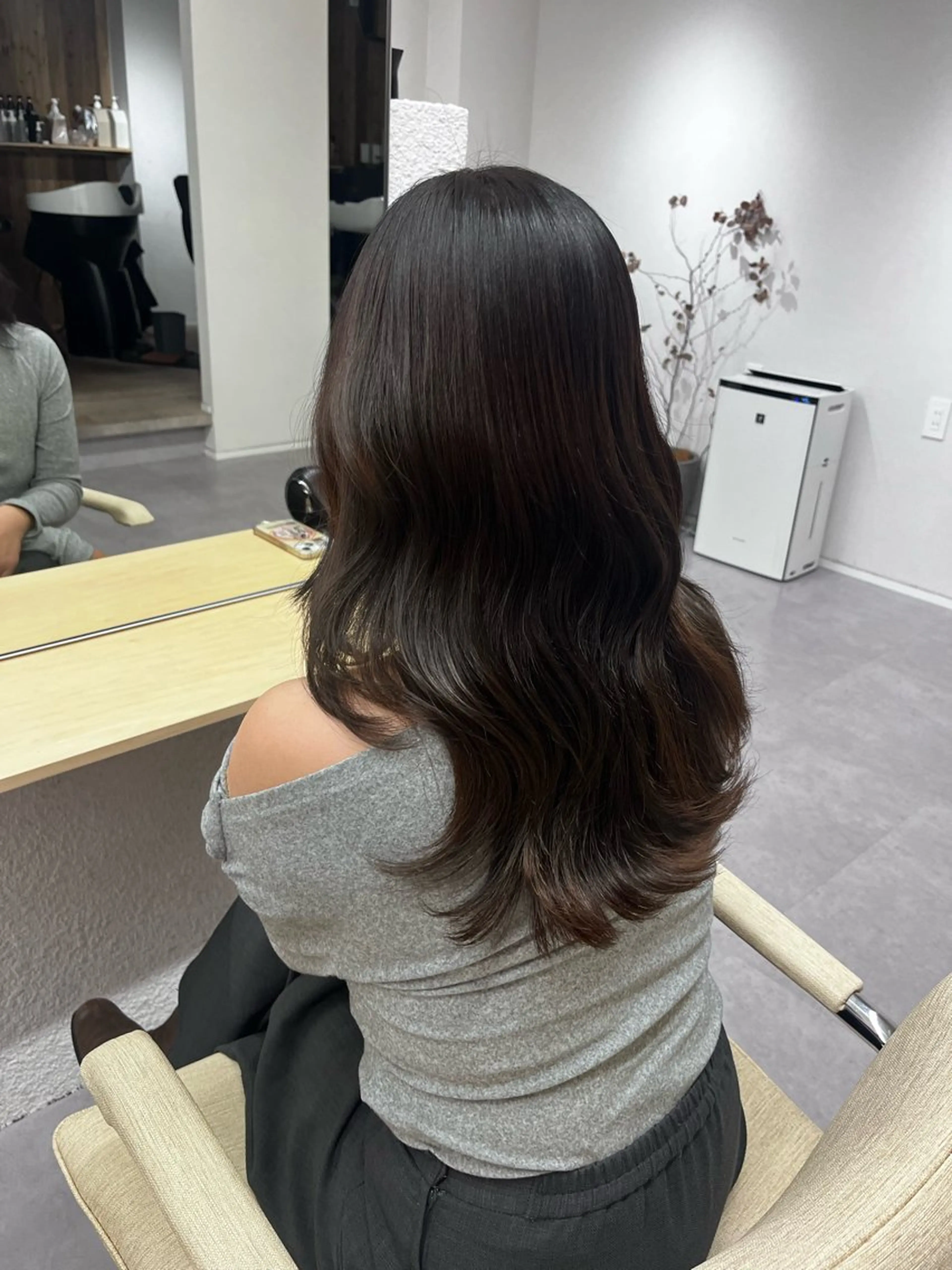 カラー moka/ブリーチ /カットのヘアスタイル