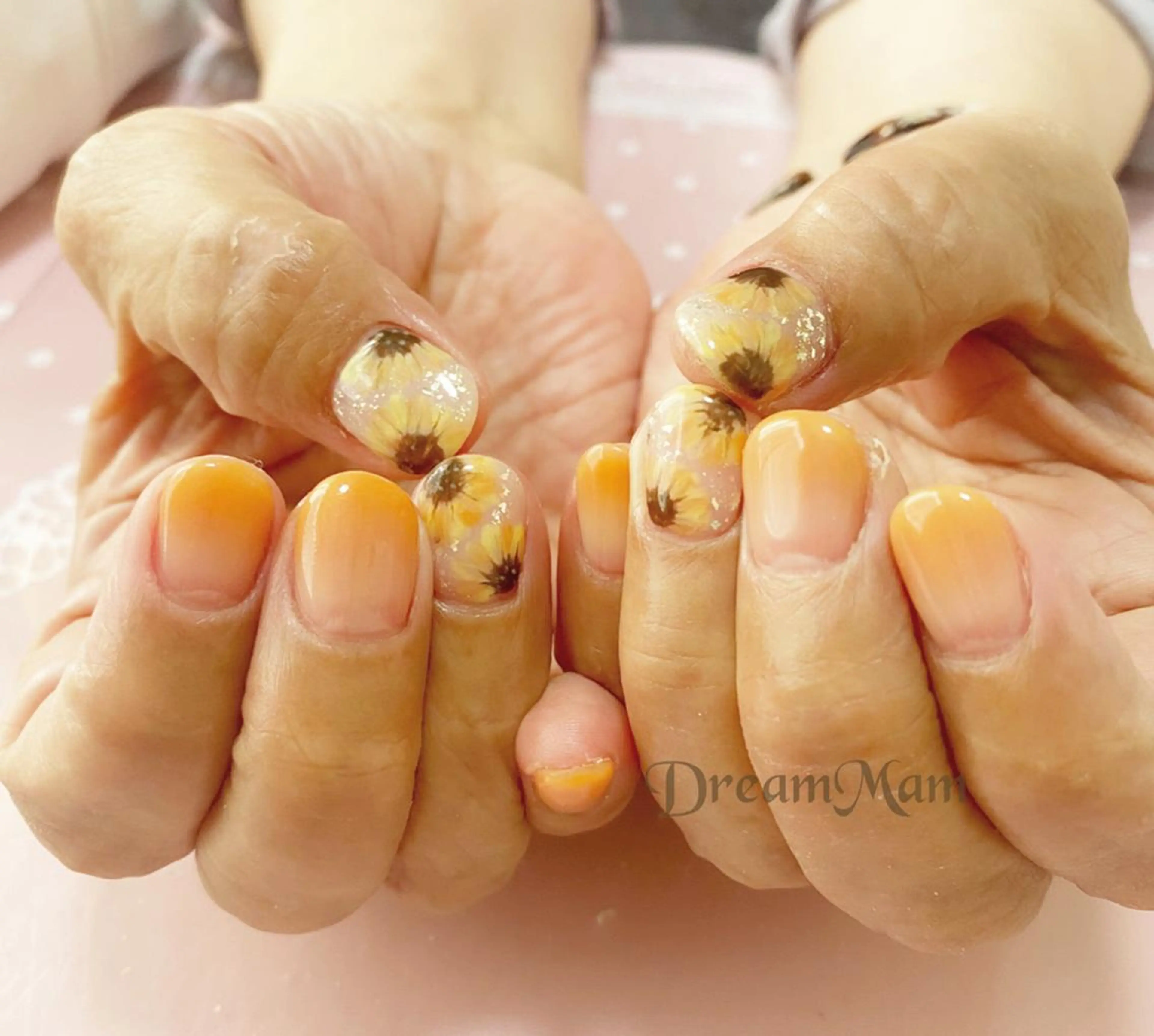 ネイル オーロラネイル フレンチネイル ジェルネイル ガラスフレンチ グリーン ハンドネイル Nail Salon Dream Mamのネイルデザイン