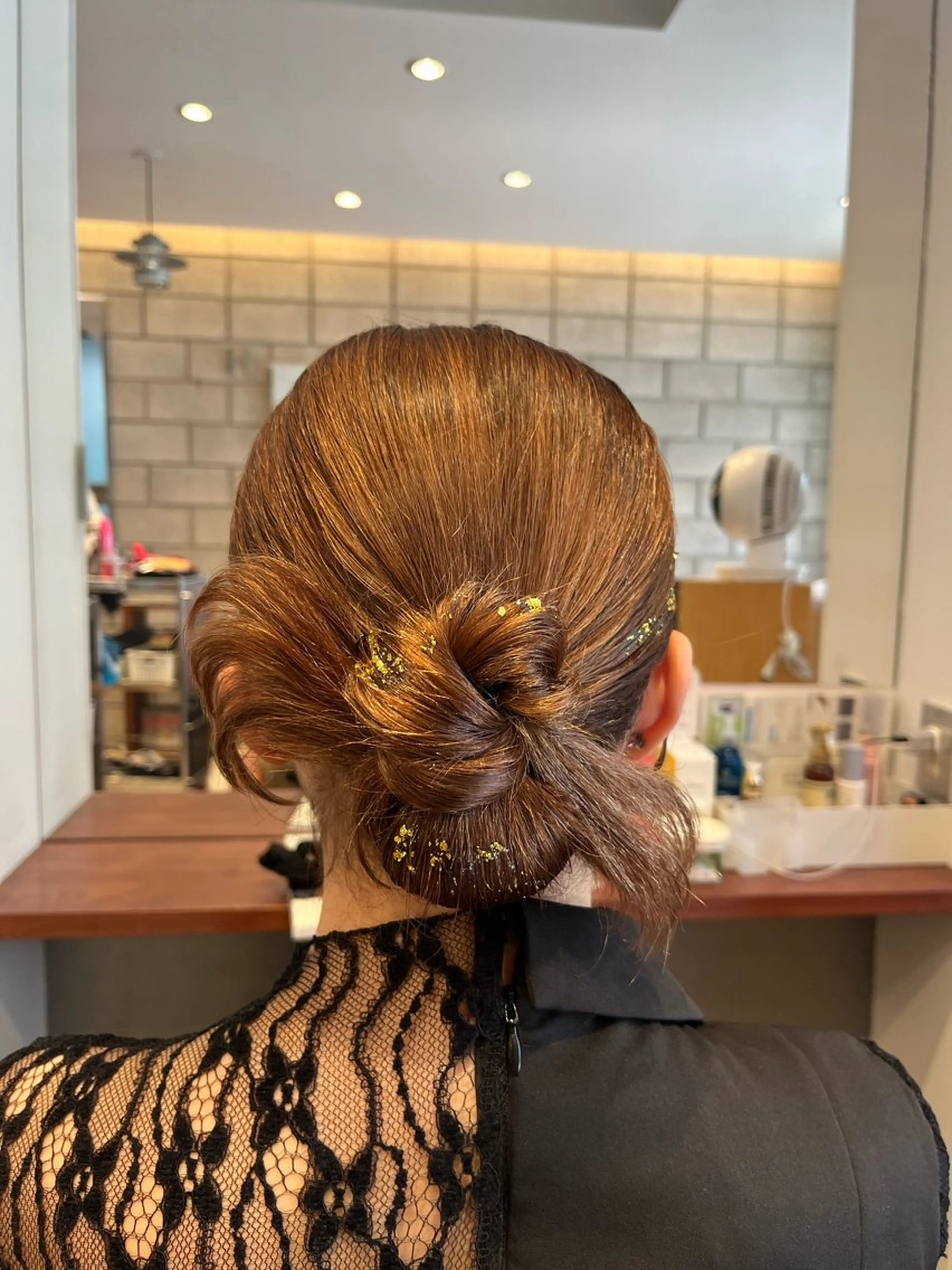 ミディアム ヘアセット 近 沙織のヘアスタイル