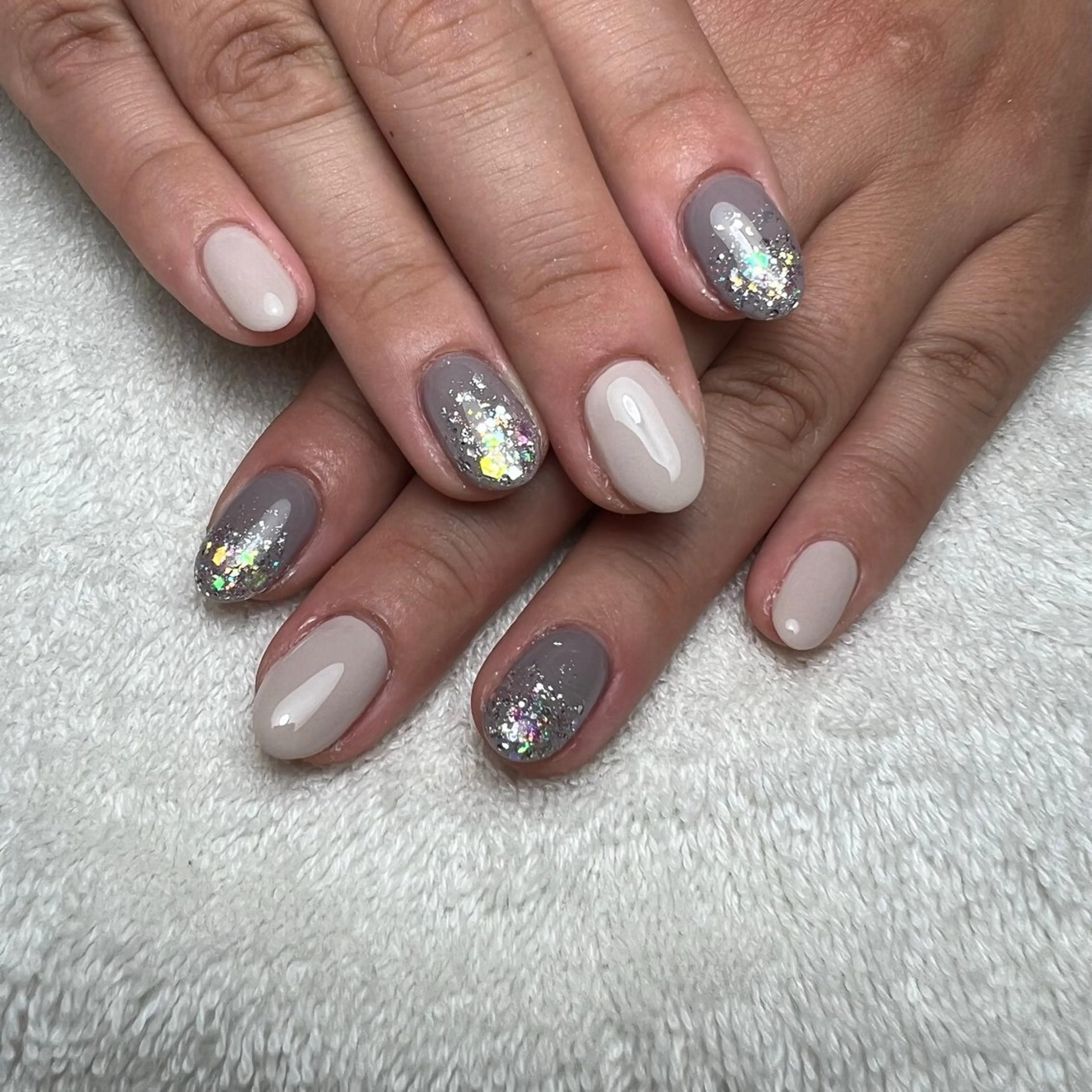 ネイル ホログラムネイル キラキラネイル ラメ(グリッター) ハンドネイル COCO +のエステ・リラクイメージ