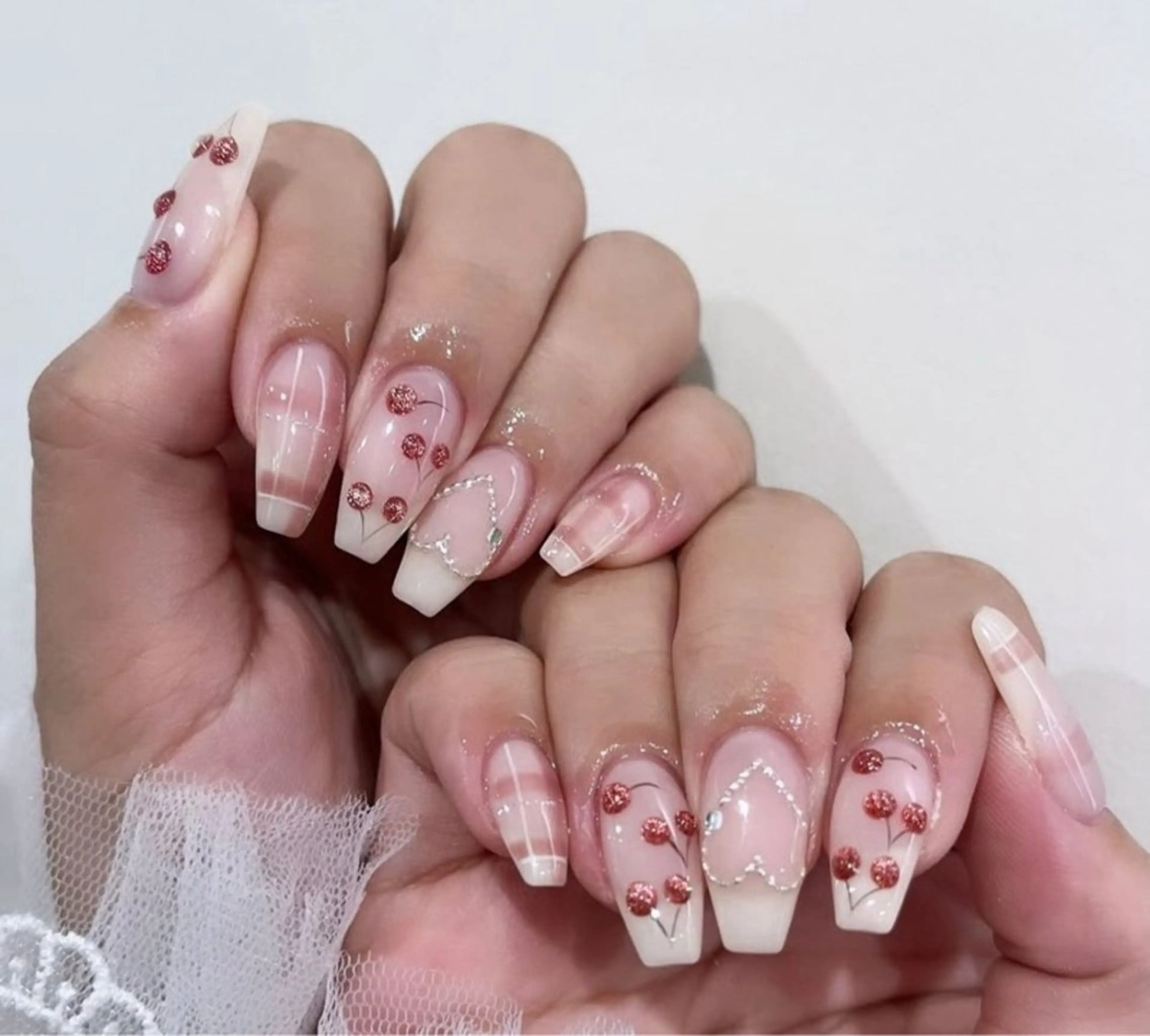 ネイル 長さ出し グラデーション キラキラネイル マグネットネイル ニュアンスネイル Lee Nails チップ長さだし専門店のネイルデザイン