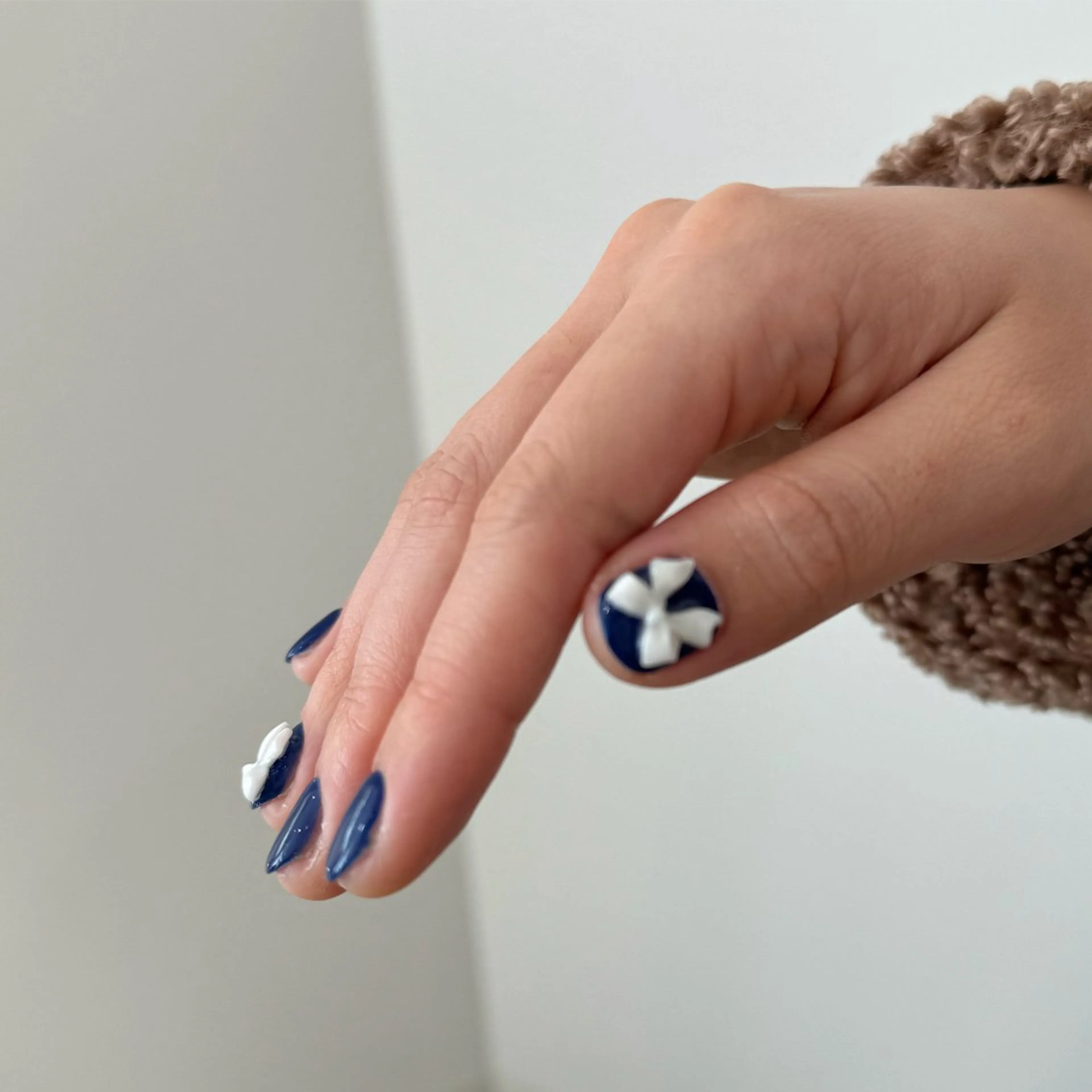 ネイル LETTER_& harunaのネイルデザイン