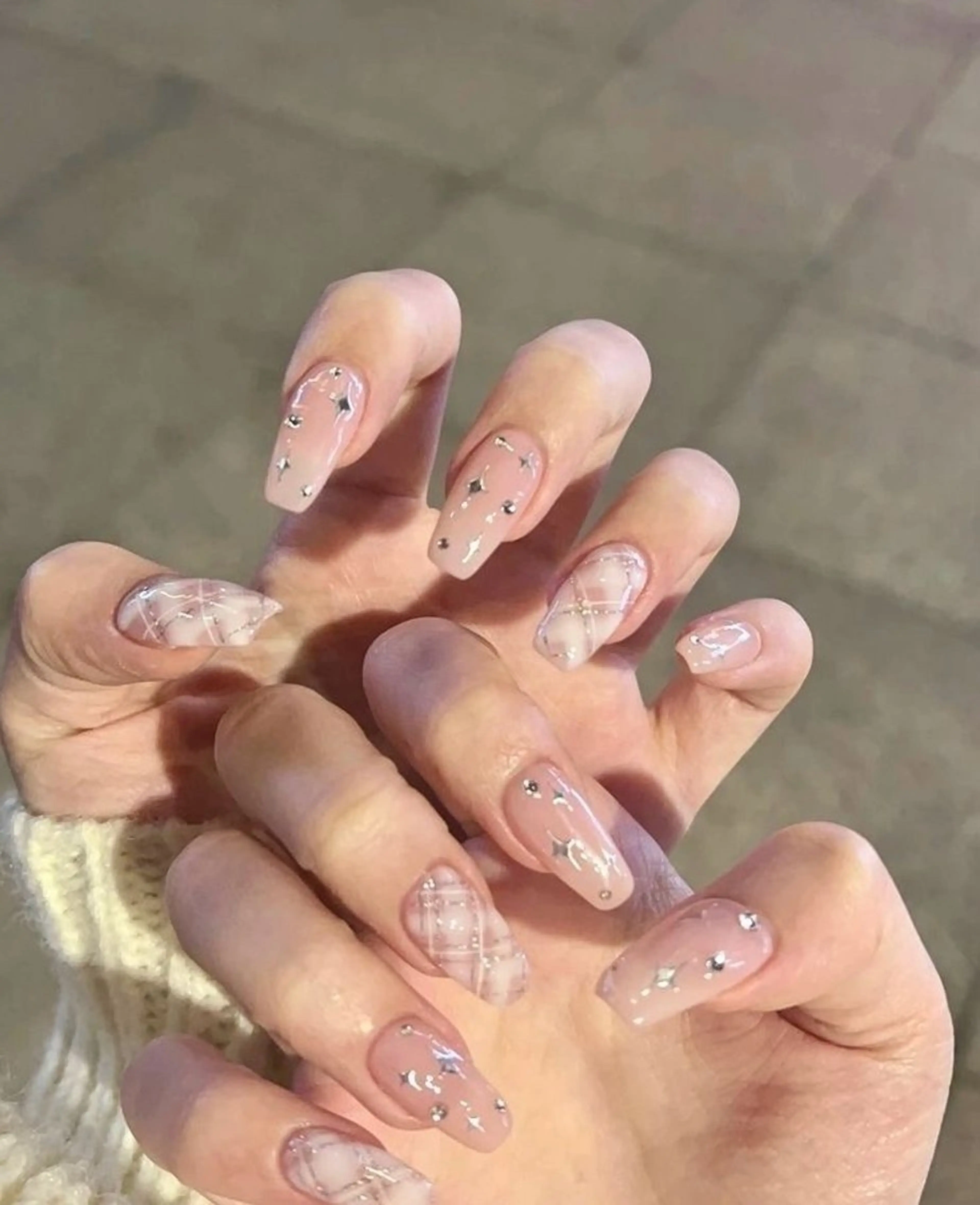カラー グラデーションカラー ハンドネイル AIN Nailのネイルデザイン