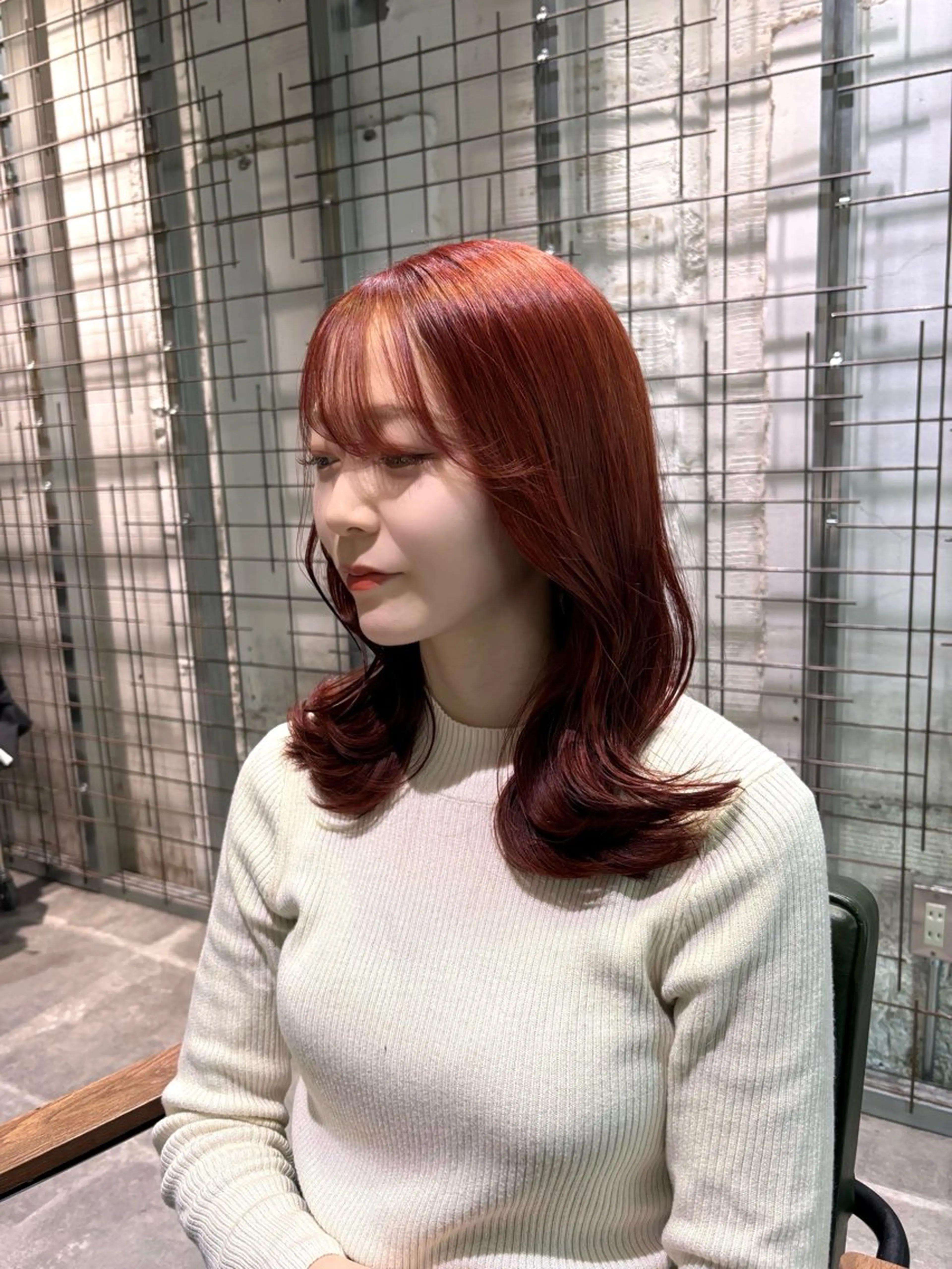 カラー AYANE 韓国ヘア /レイヤーカットのヘアスタイル