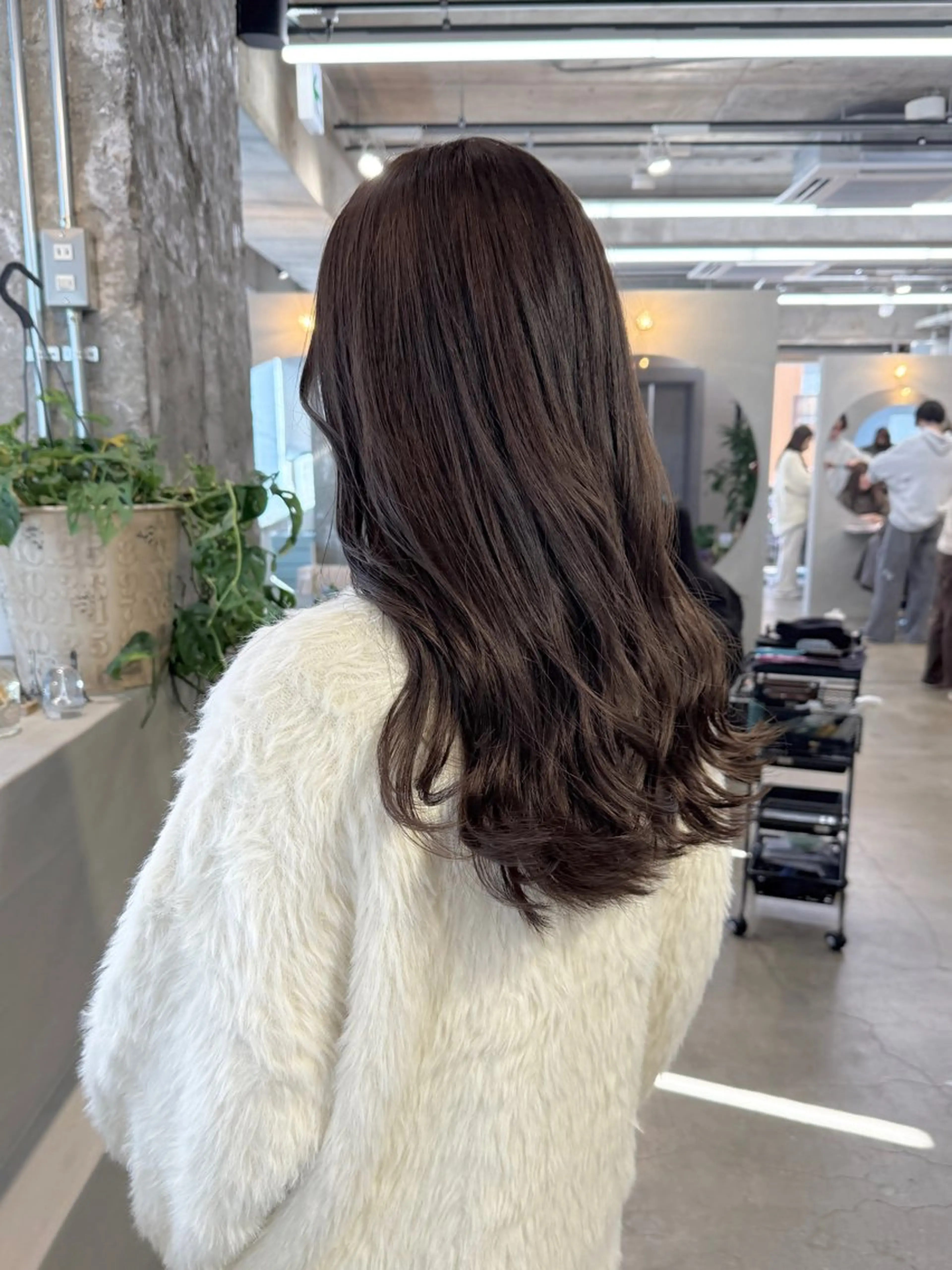 セミロング カラー カット ヘアカラー ツチダ カホのヘアスタイル