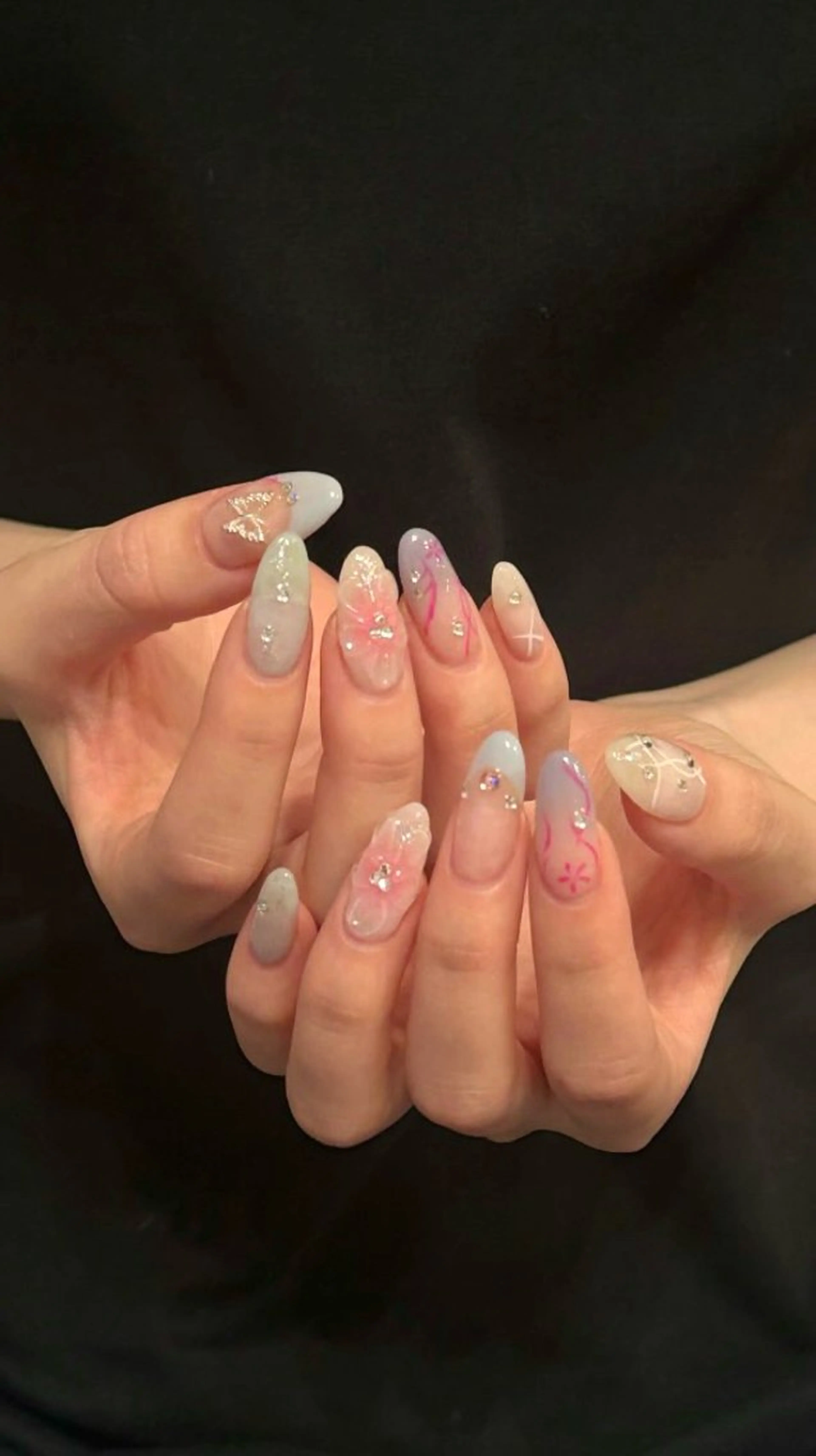 ネイル ハンドネイル 𝐦𝐢𝐲𝐮/韓 国𝐲𝟐𝐤ネイルのネイルデザイン