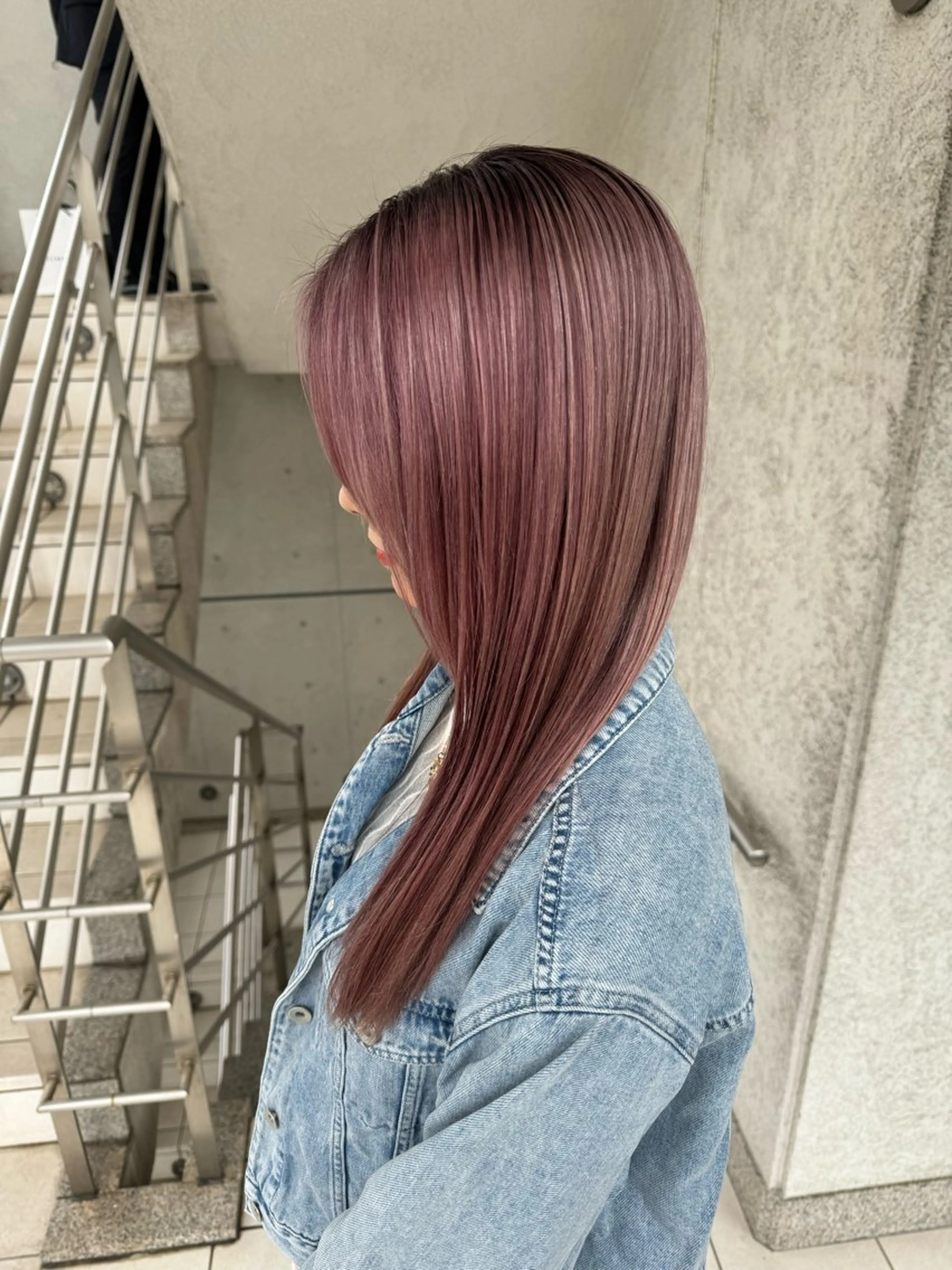 セミロング カラー ヘアカラー 椎葉 祐也のヘアスタイル