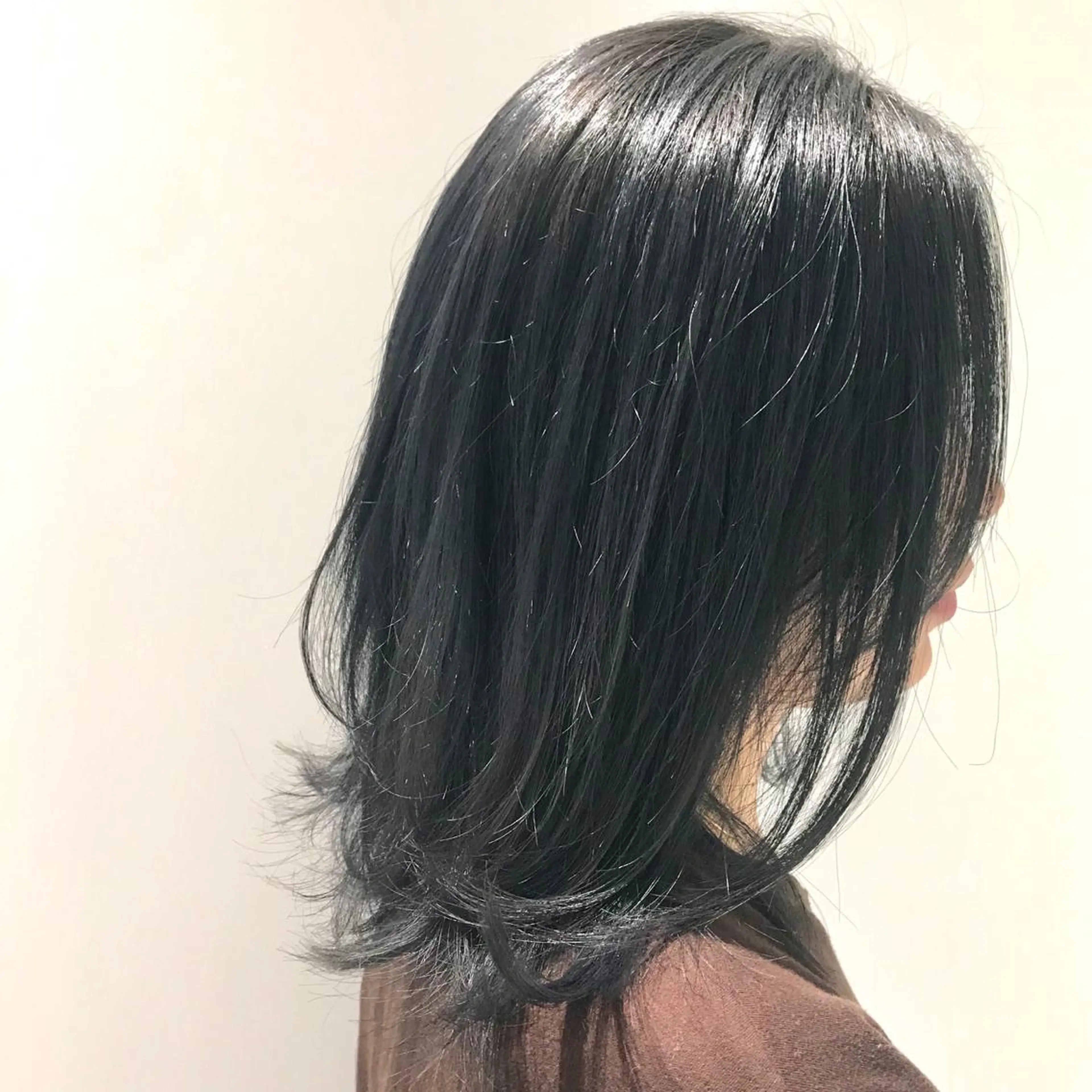 ミディアム ヘアカラー 加藤 憂のヘアスタイル