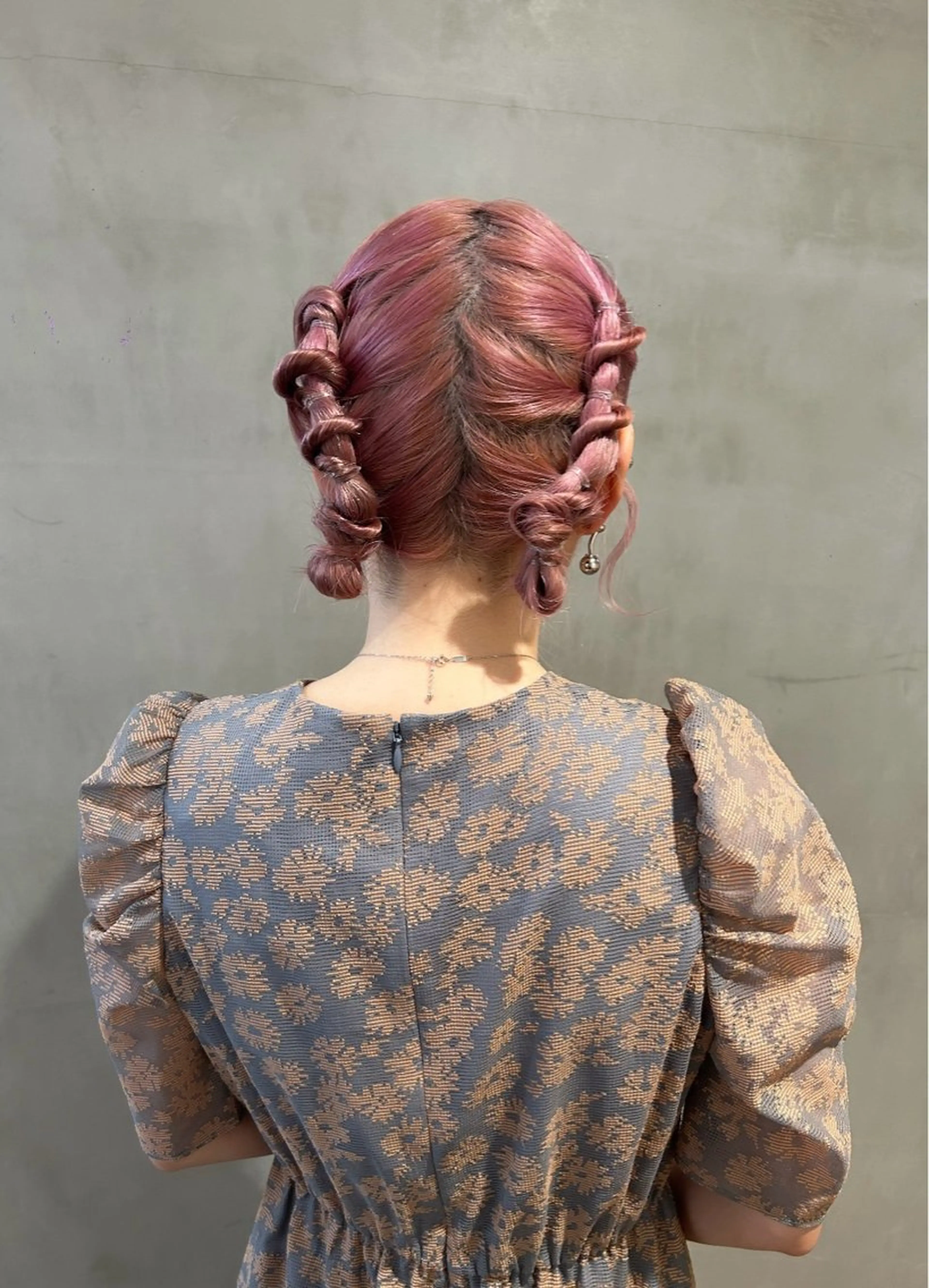 ミディアム ヘアアレンジ タナカ カナ🫧のヘアスタイル