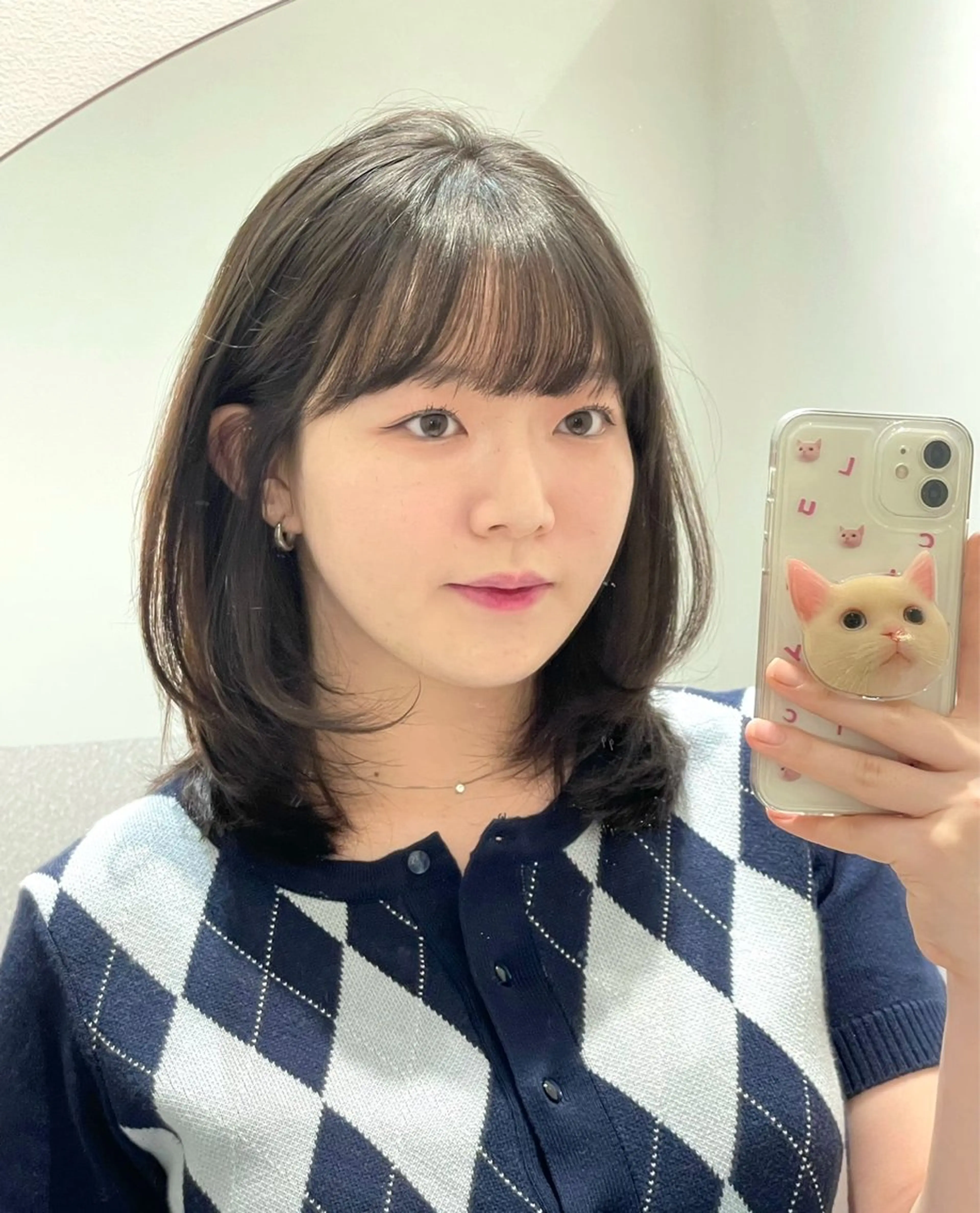 ミディアム 韓国風ヘア レイヤーカット カット ヘアカラー トリートメント ❤︎︎韓国ヘア❤︎︎ 𝑺𝒉𝒊𝒉𝒐のヘアスタイル