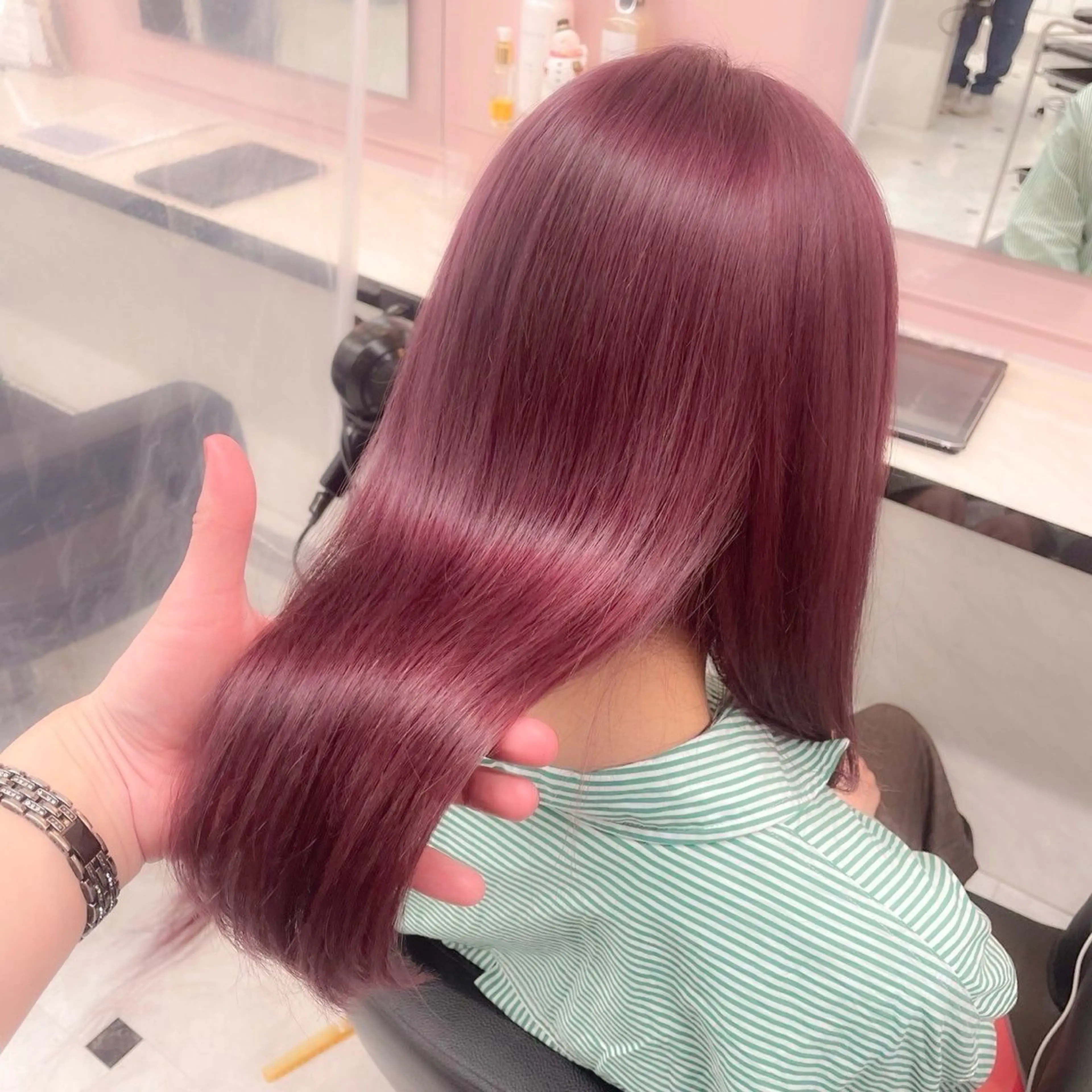 カラー Yoki.【ﾖｷ】 OMI／透明感カラーのヘアスタイル