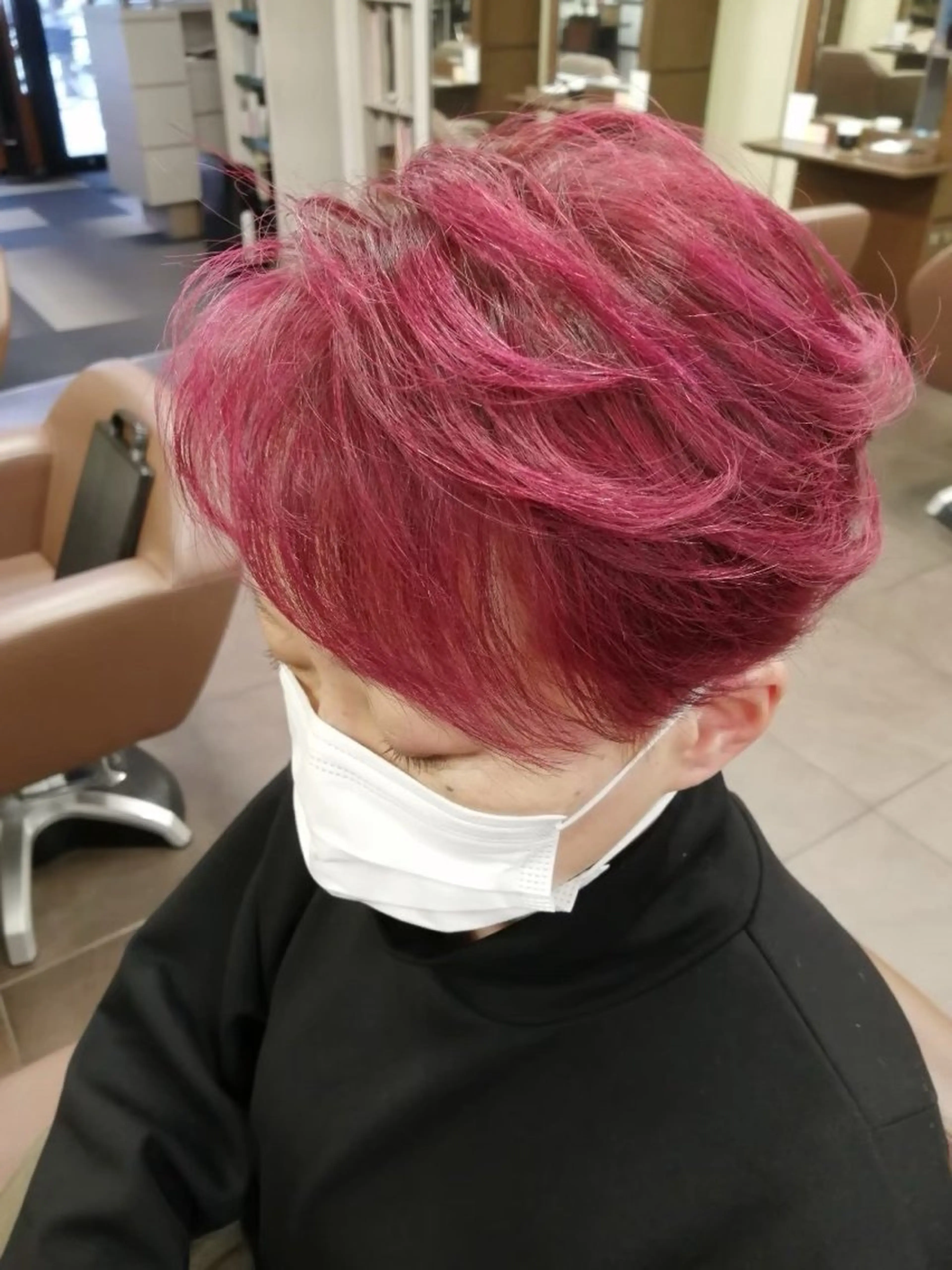 ショート カラー 岩永 知衣のマツエク・マツパデザイン