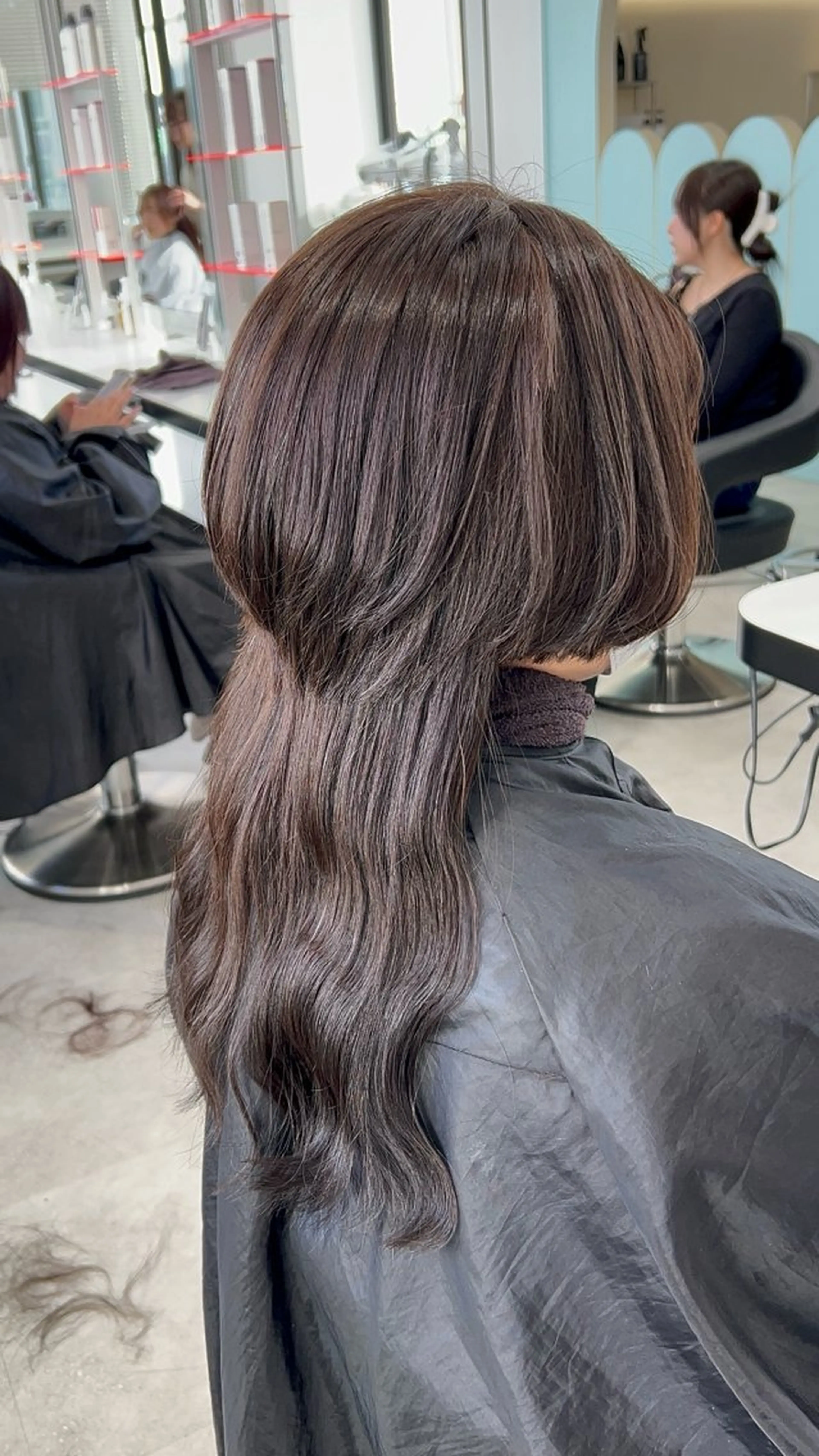 ロング カラー 履歴修正屋さん／ ブロンド／ホワイトのヘアスタイル