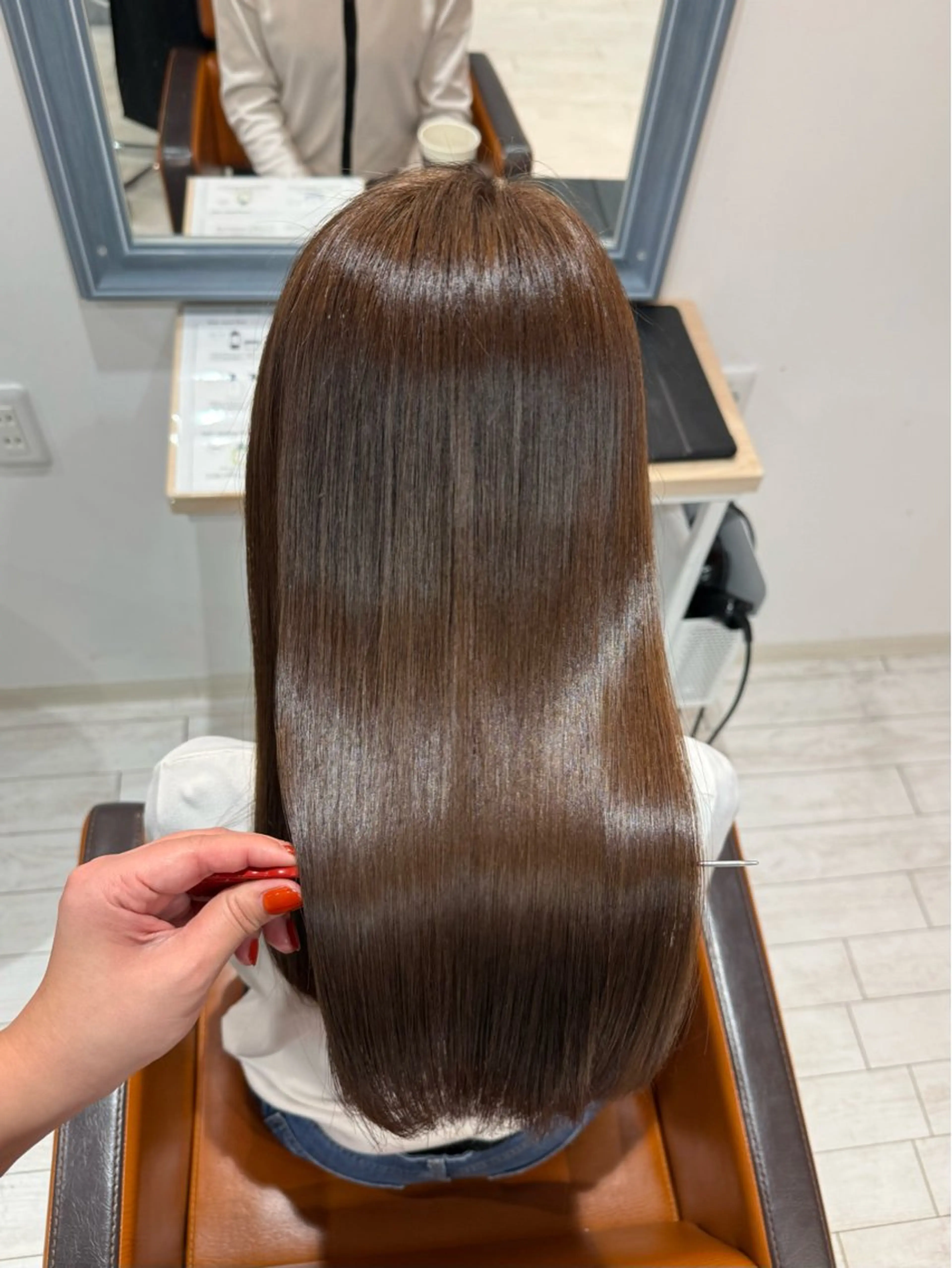 セミロング カット 縮毛矯正 トリートメント 🍊髪質改善🍊縮毛 矯正🍊濱野紗奈🍊のヘアスタイル