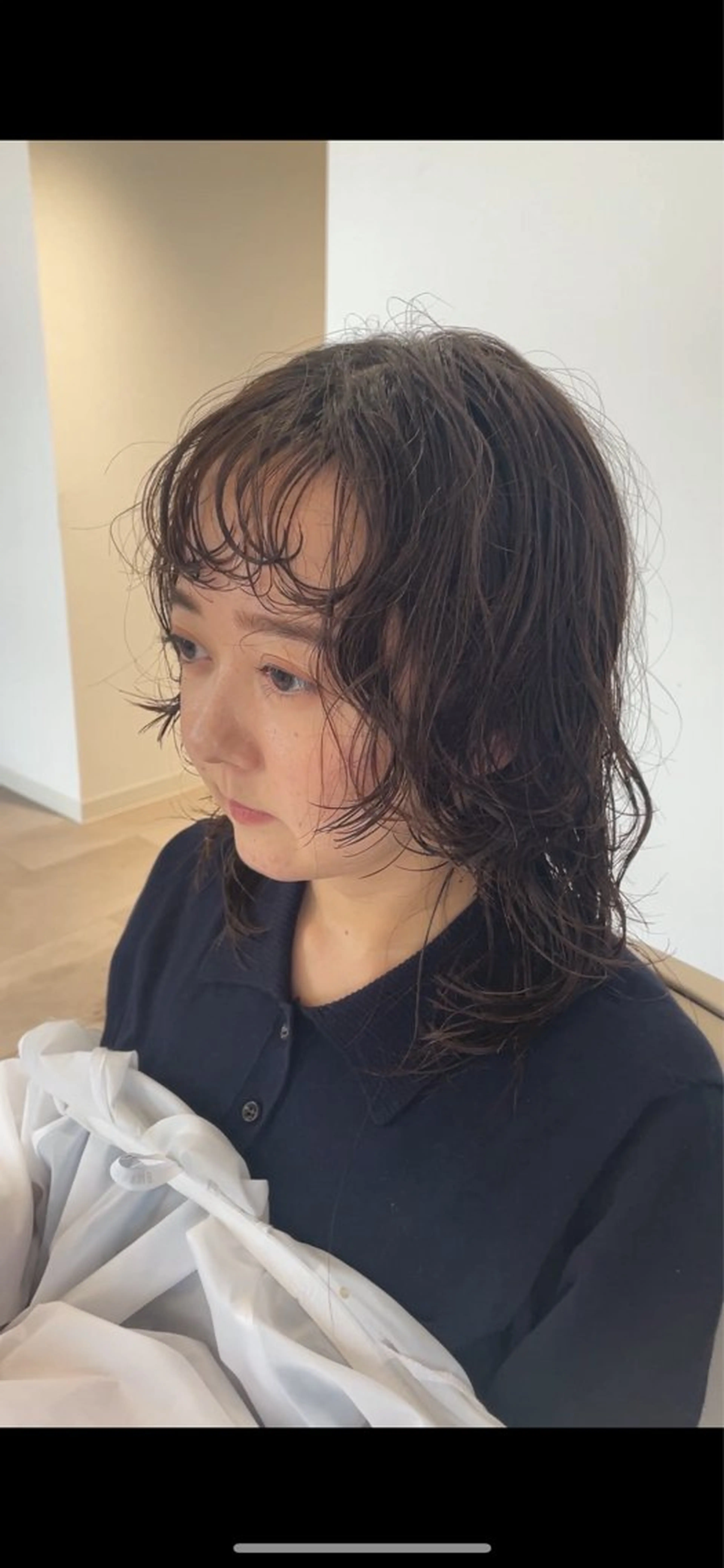 ミディアム パーマ ミディアムパーマ ウルフカット enVOGUE🌀 宮本泰周のヘアスタイル