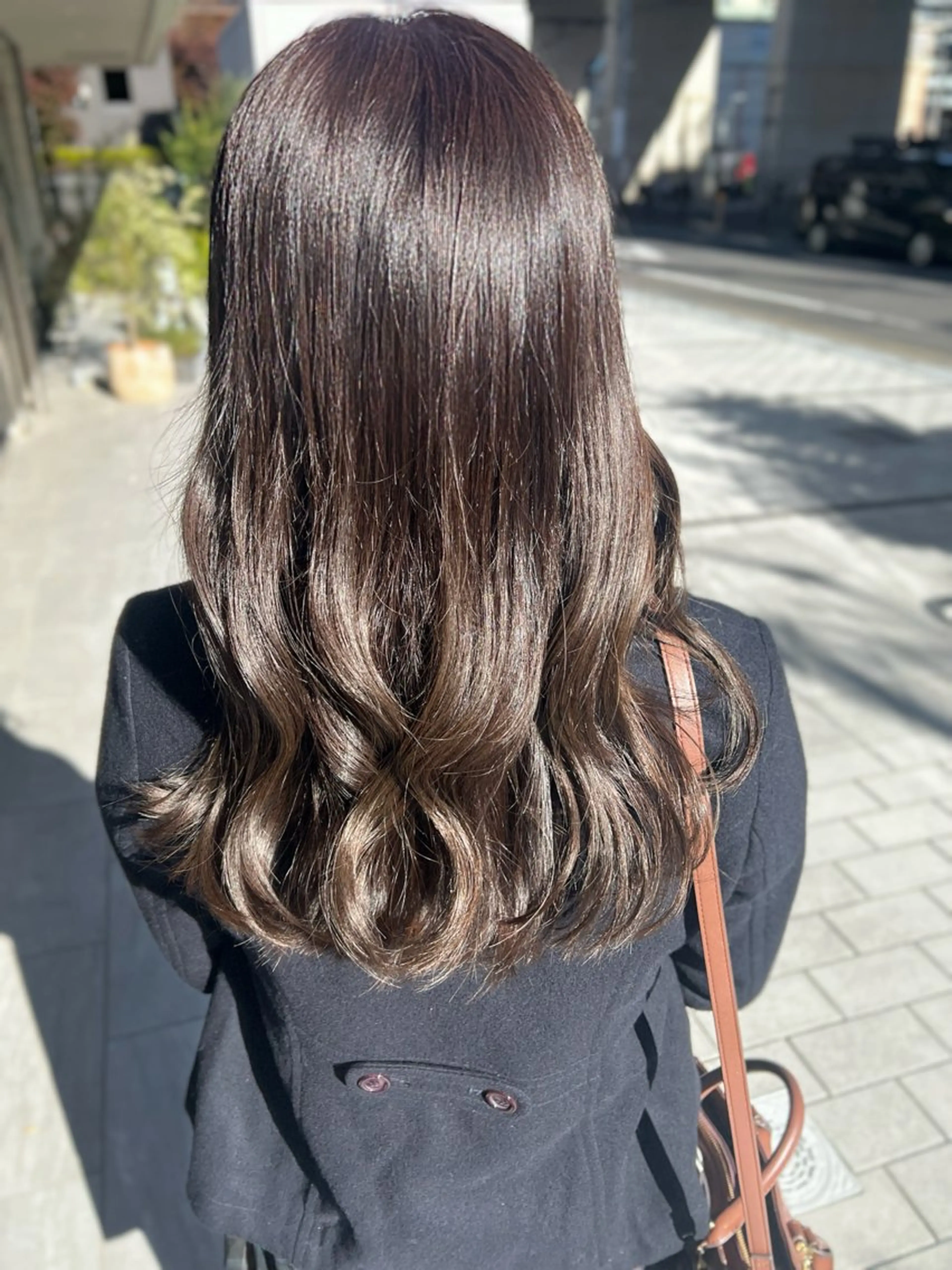 セミロング カラー グレージュ オリーブグレージュ オリーブグレー カット ヘアカラー おおたかの森/透 明感/小林のヘアスタイル