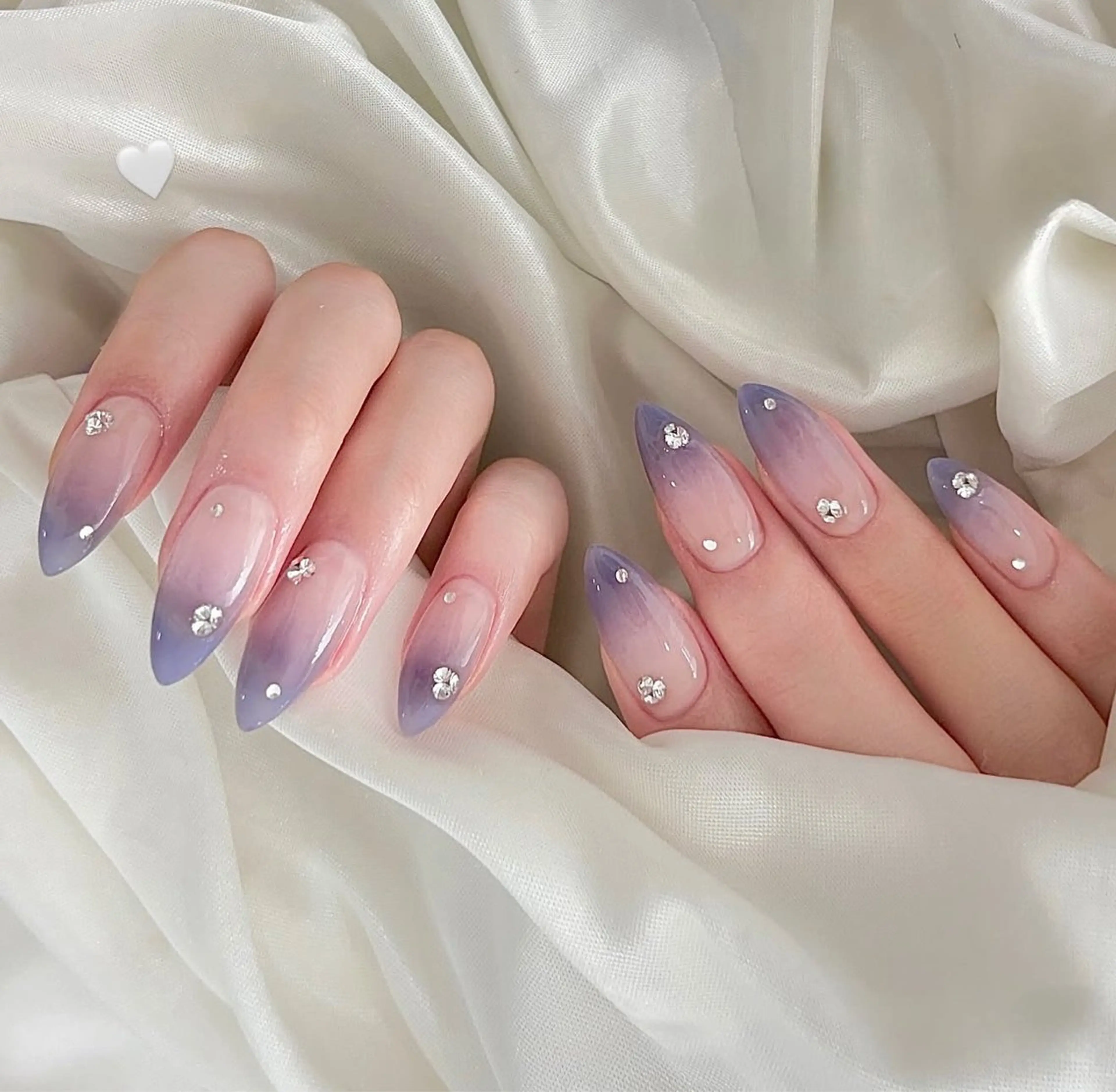 ネイル アニマル柄 オーロラネイル チークネイル フラッシュネイル ジェルネイル ハンドネイル Tira Nailのネイルデザイン
