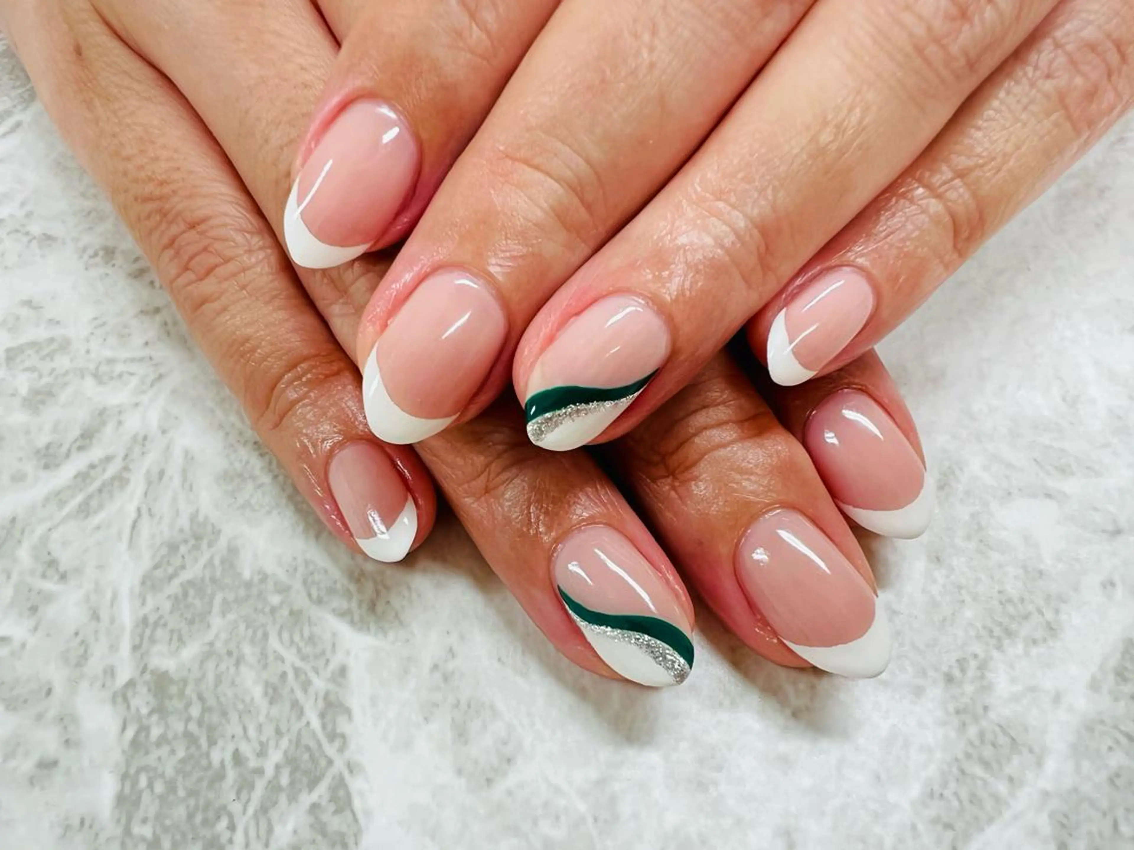 ネイル ユリシスネイル 担当近藤のネイルデザイン