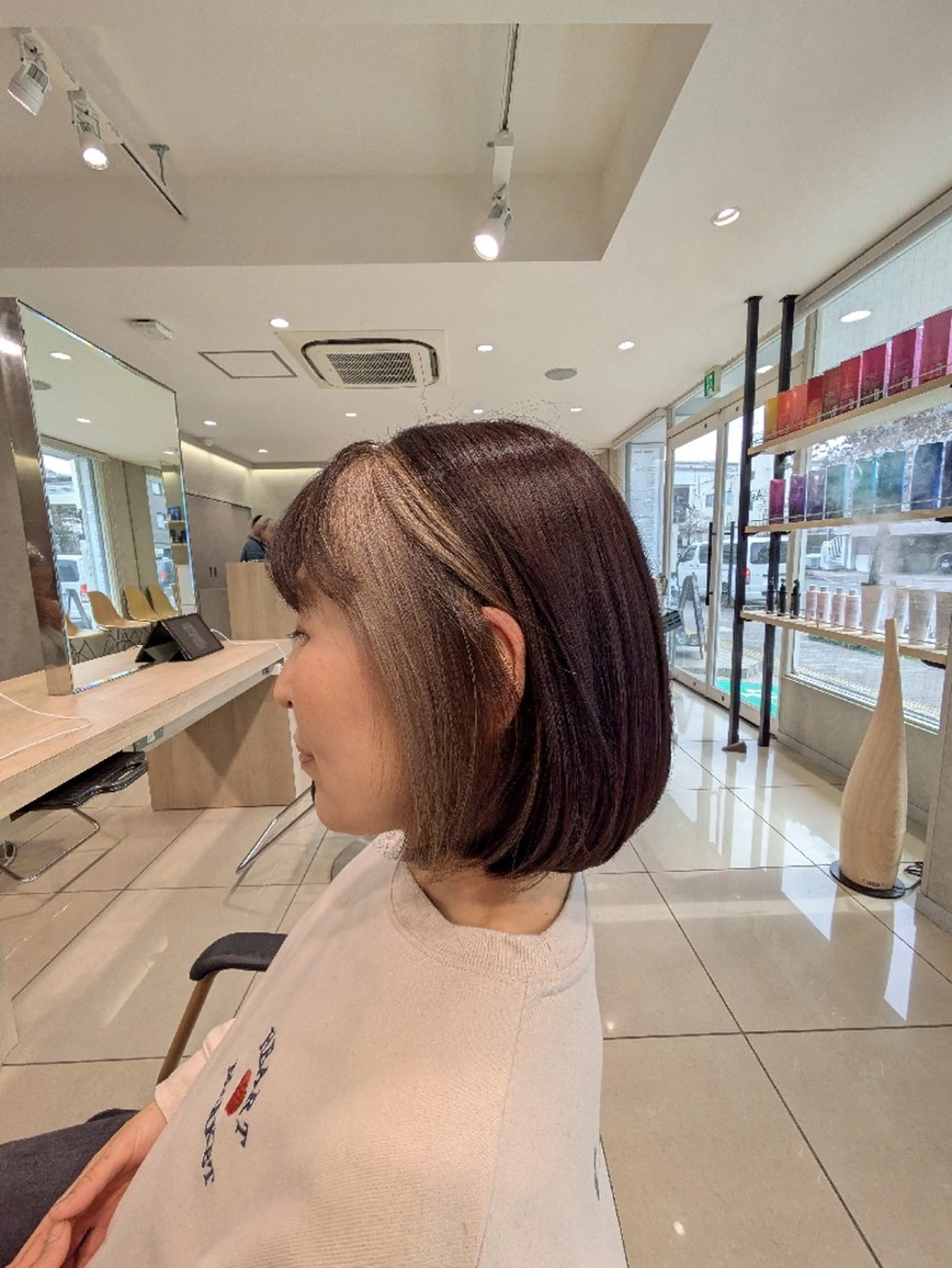 ミディアム カラー イヤリングカラー カット ヘアカラー トリートメント Director金野 麻衣子のヘアスタイル