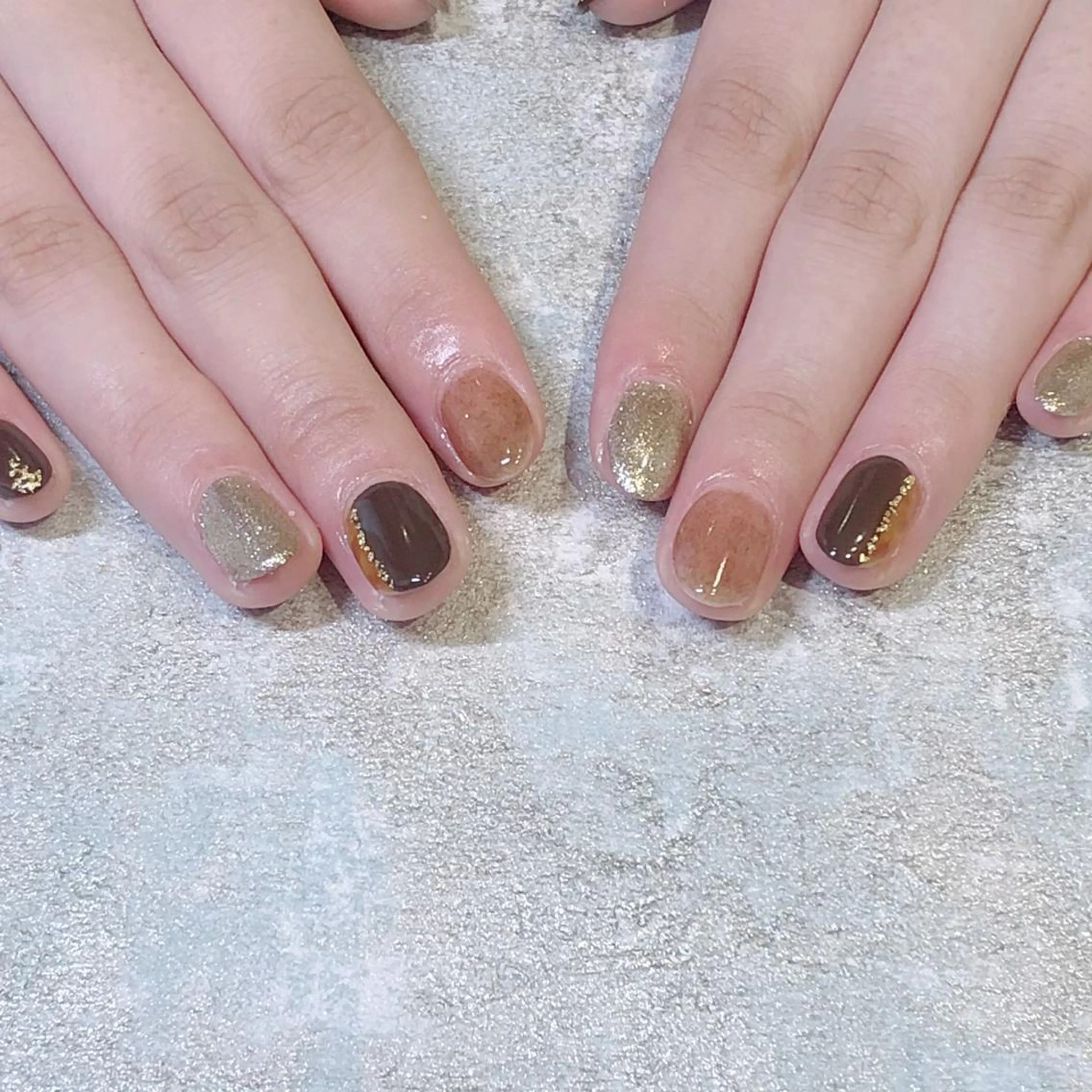 ネイル LUANA 〜Eyelash&Nail〜所属・長崎 真帆のネイルデザイン