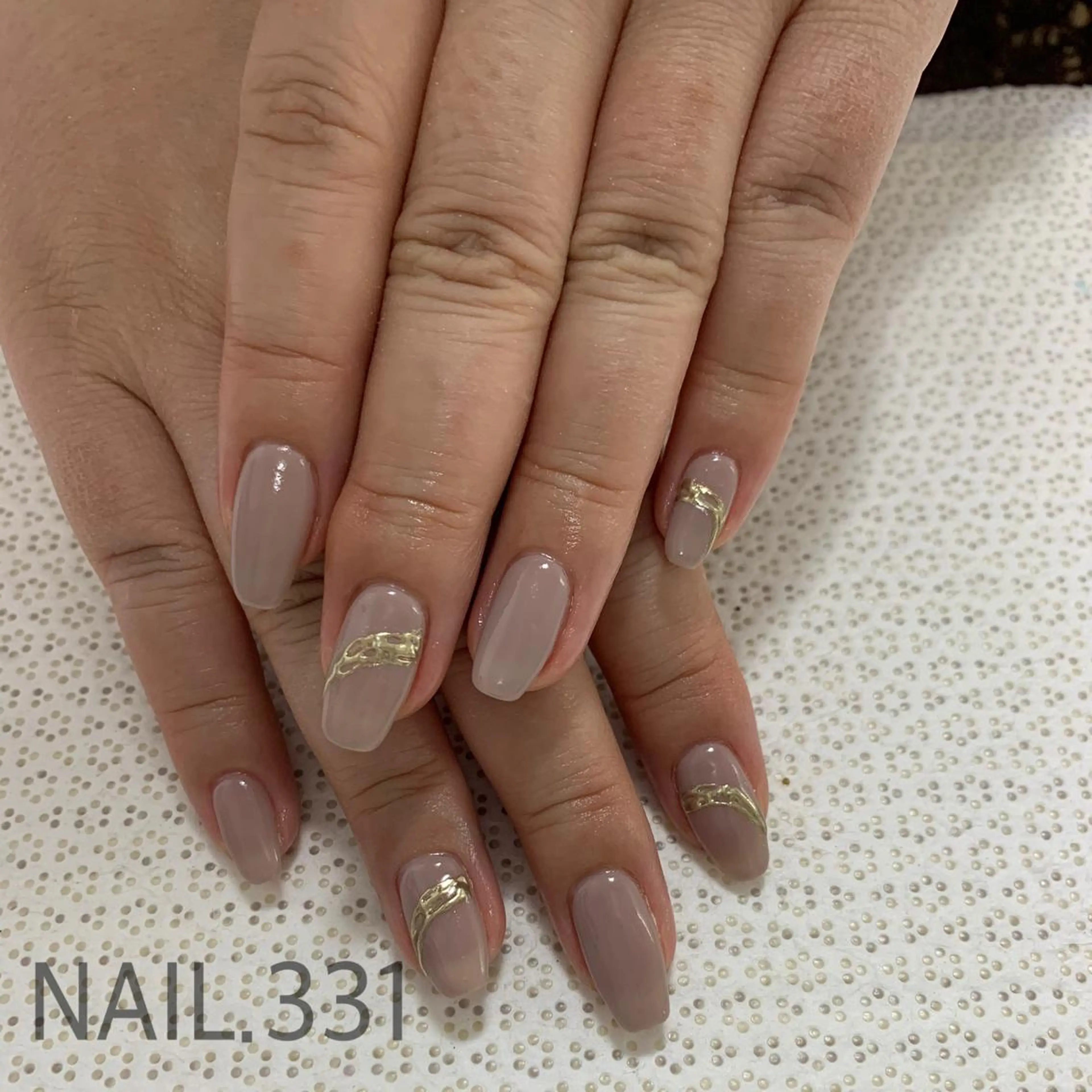 ネイル オーロラネイル フラッシュネイル ラメ(グリッター) マグネットネイル ミラーネイル Nail 331のネイルデザイン
