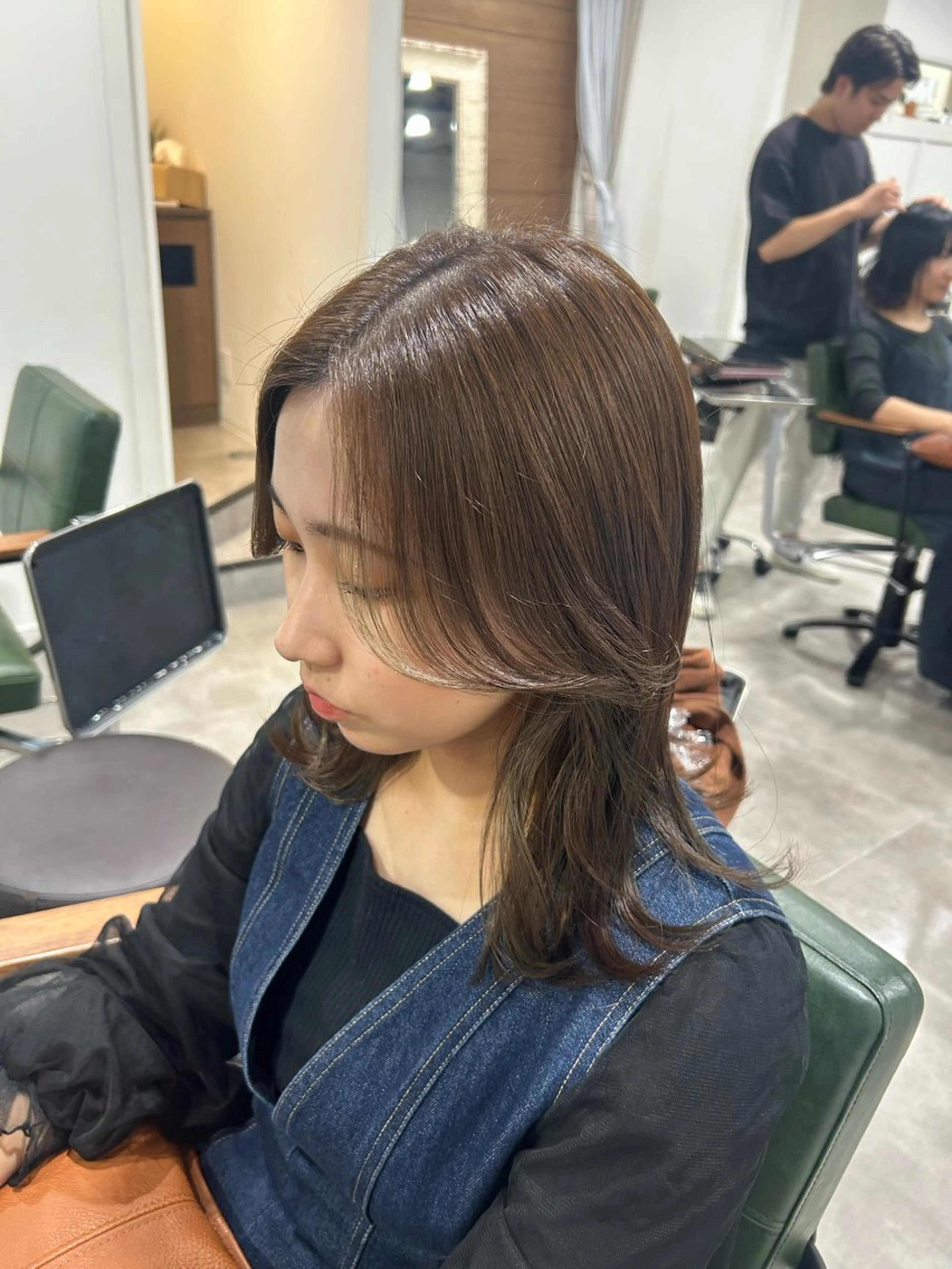 カラー kanae🫧 ｜透明感カラー｜平尾のヘアスタイル