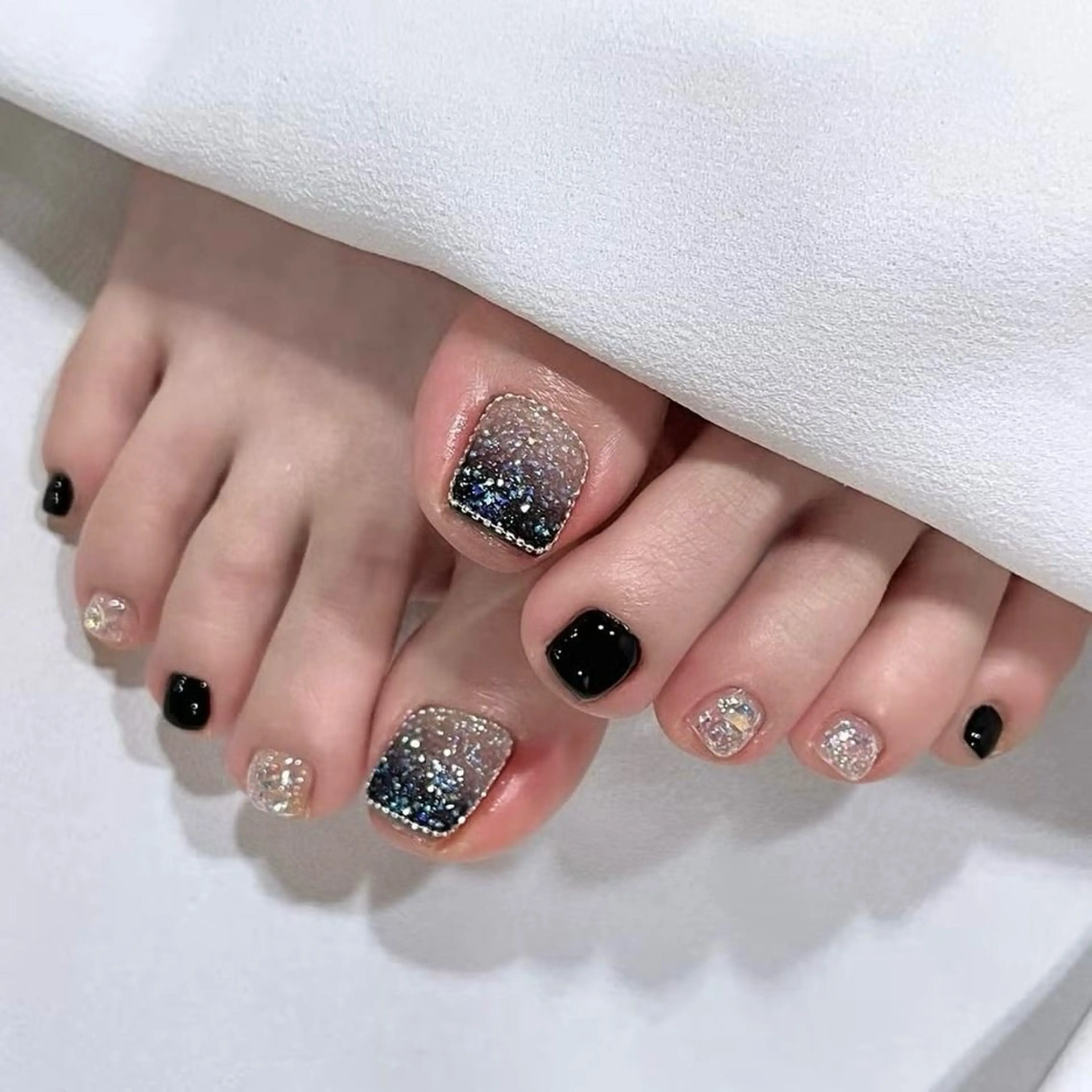 ネイル 長さ出し フレンチネイル グラデーション 卒業式 マグネットネイル MIHANA NAILのネイルデザイン