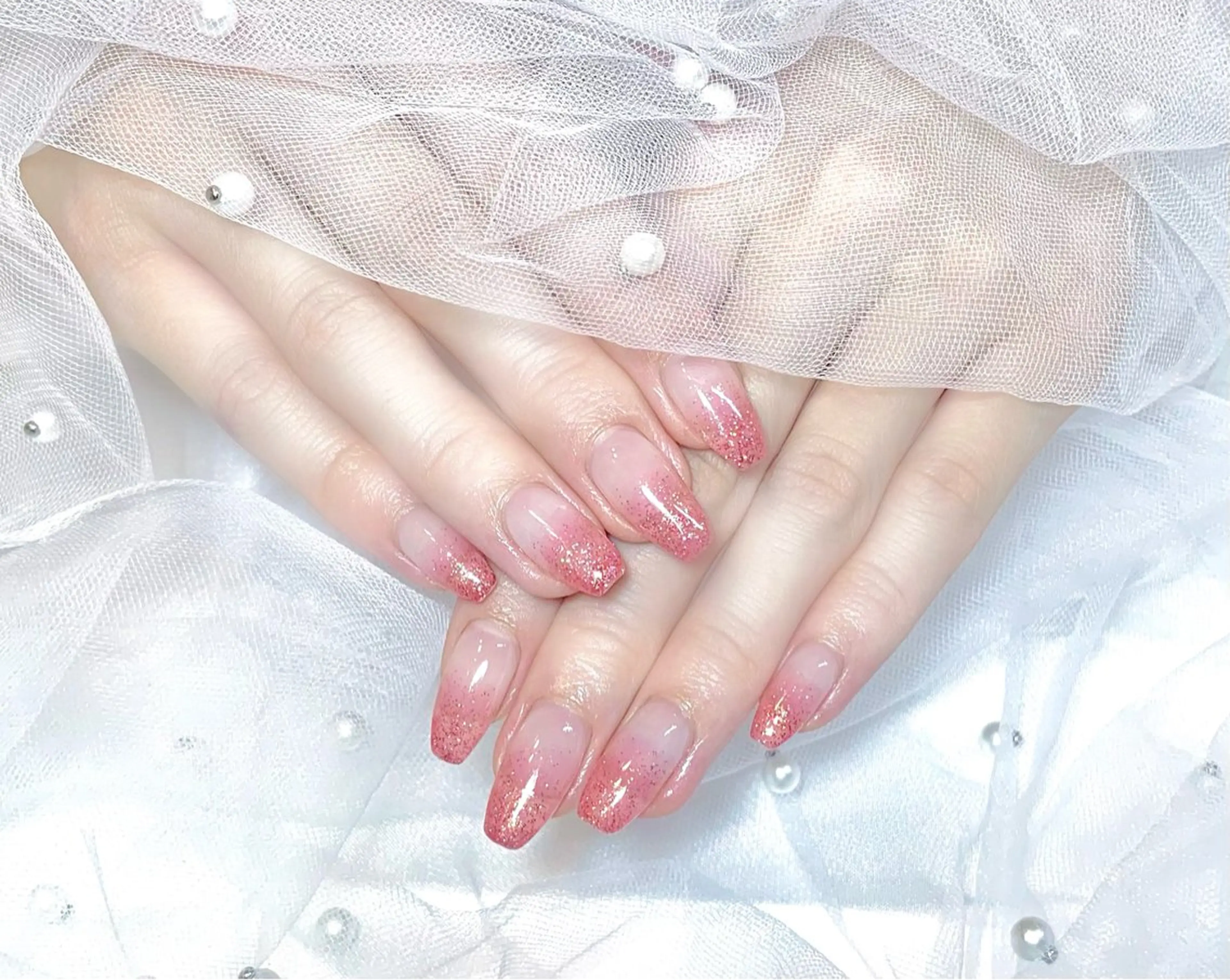 ネイル グラデーション 韓国ネイル ラメ(グリッター) ラメグラデーション ピンク 【chatnoir】 MIYUのネイルデザイン