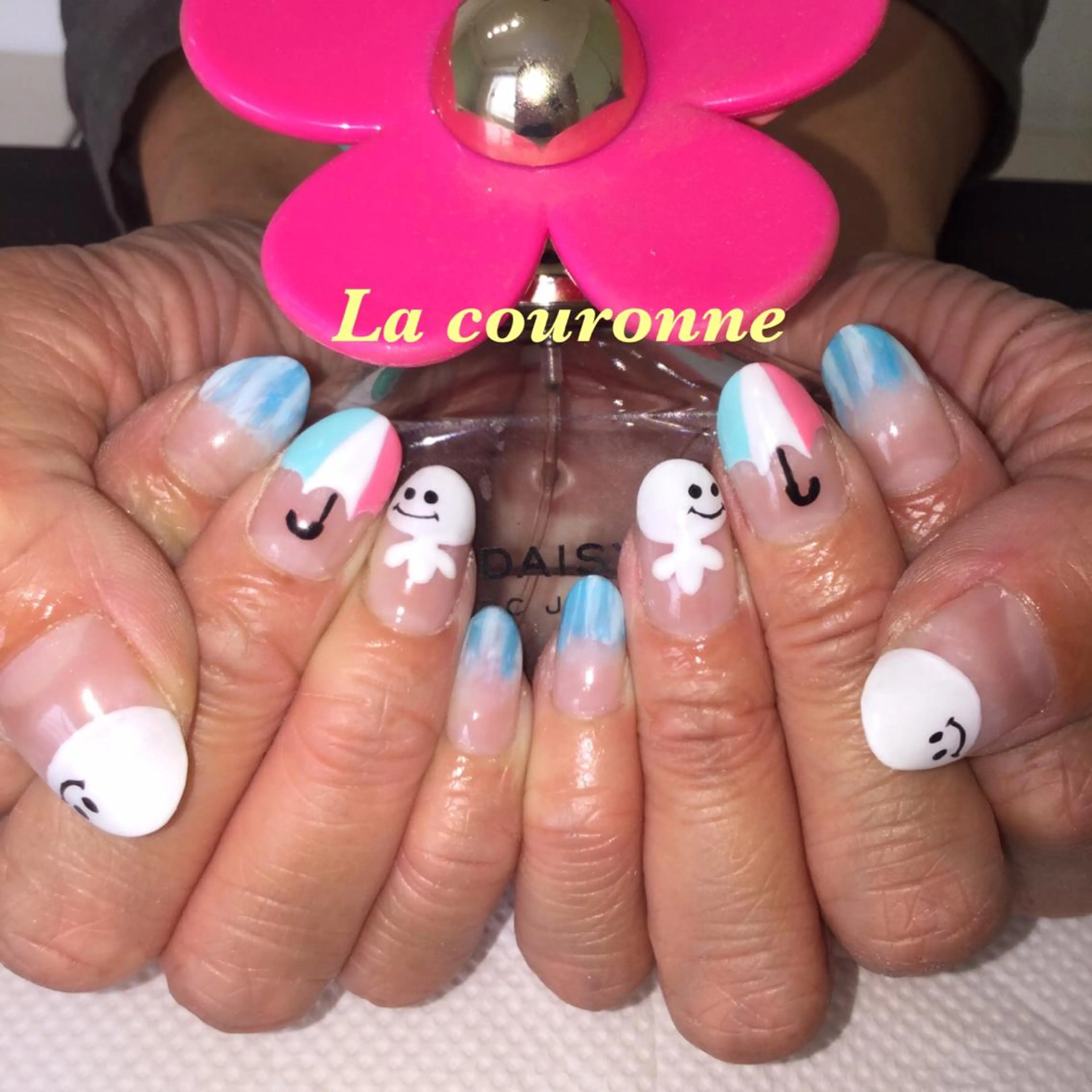 ネイル Lacouronne NATSUMIのネイルデザイン