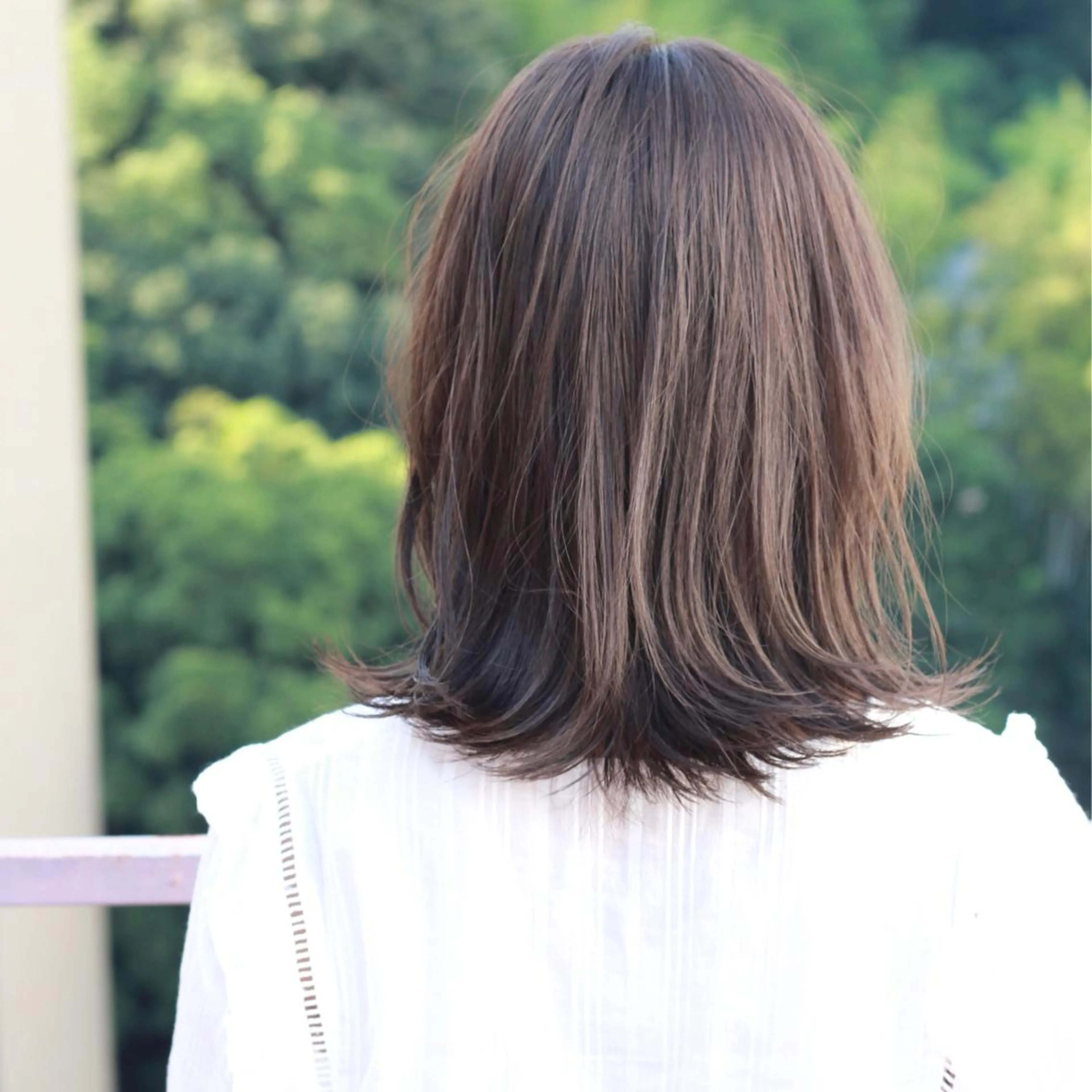 ミディアム カラー アッシュ ヘアカラー Viage （ビアージュ）のヘアスタイル