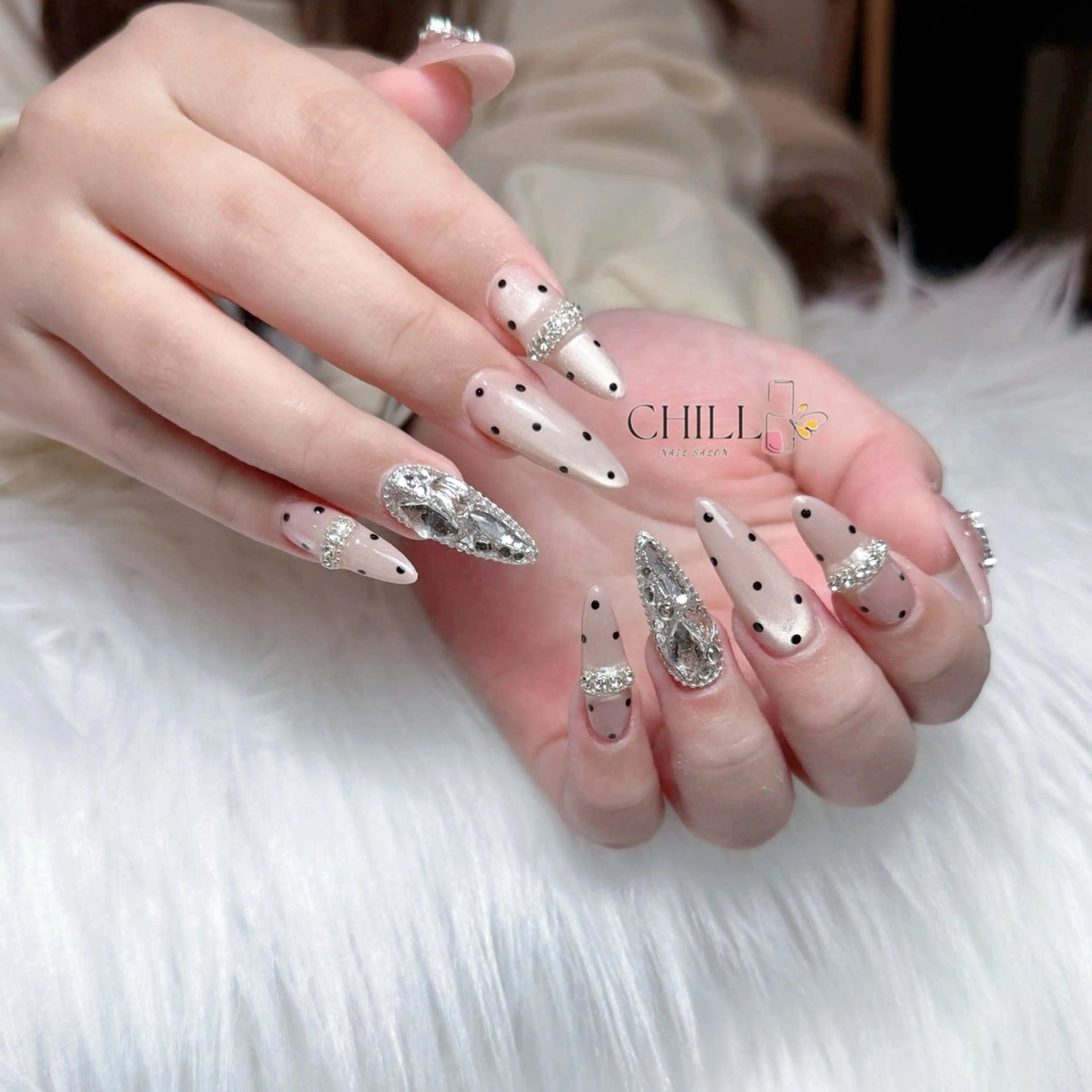 ネイル ハンドネイル Nail salon CHILL 【ネイルサロン チル】大須店所属・Nailsalon CHILL大須店💅のネイルデザイン