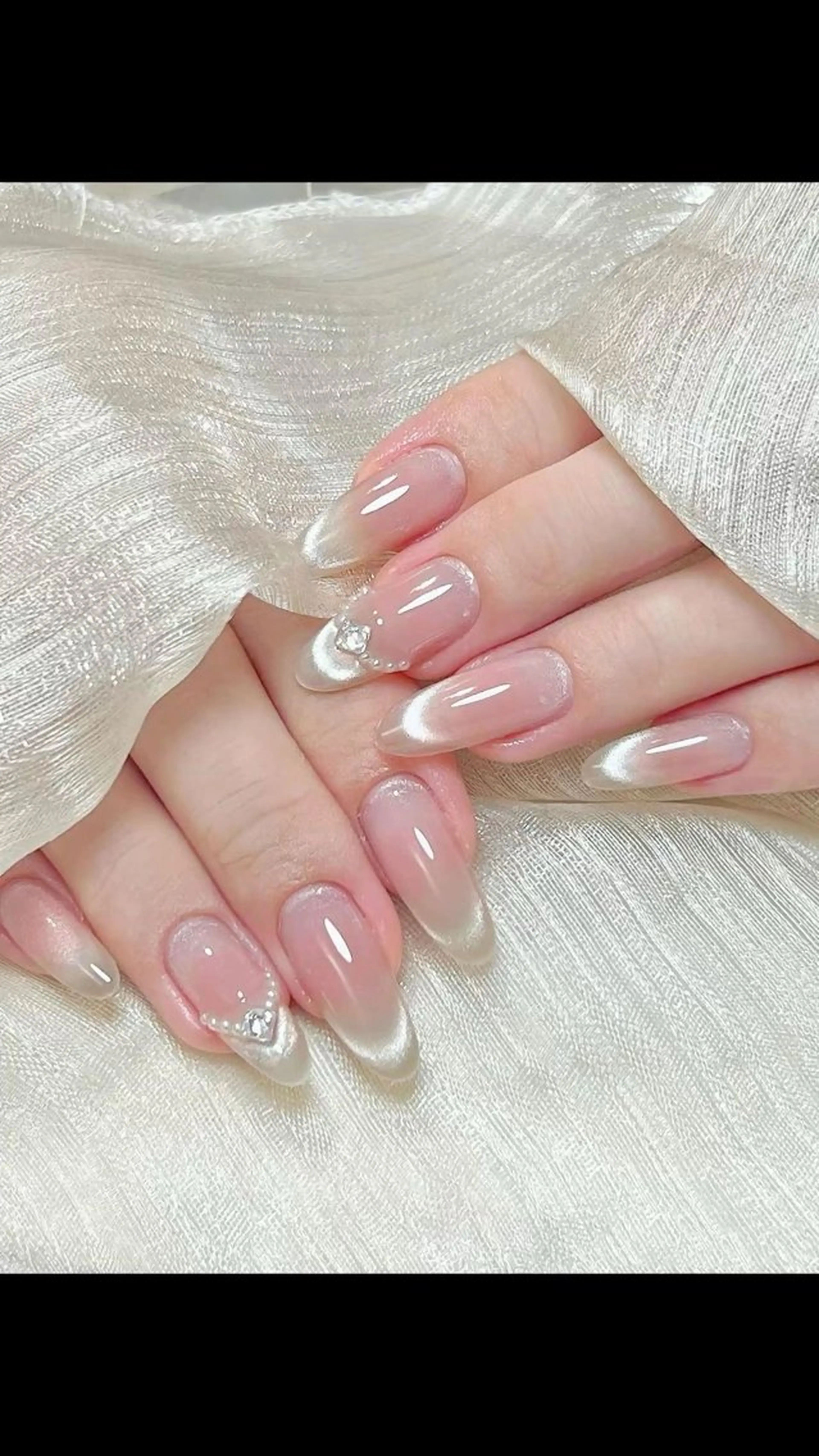 セミロング T&D NailSalonのネイルデザイン