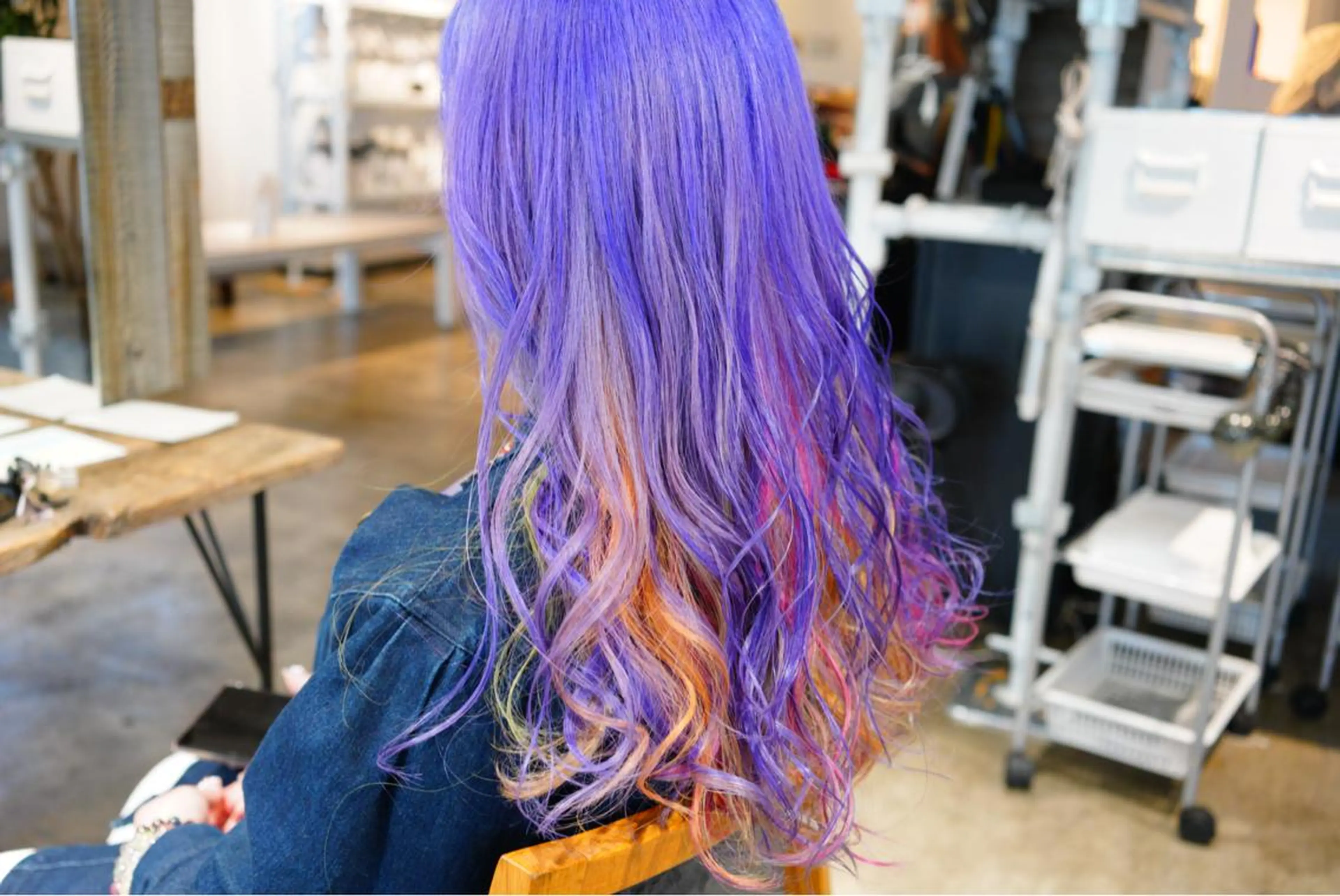 セミロング カラー ユニコーンカラー ヘアカラー トリートメント ハイトーン/レイヤー /ケアブリーチ石川治のヘアスタイル