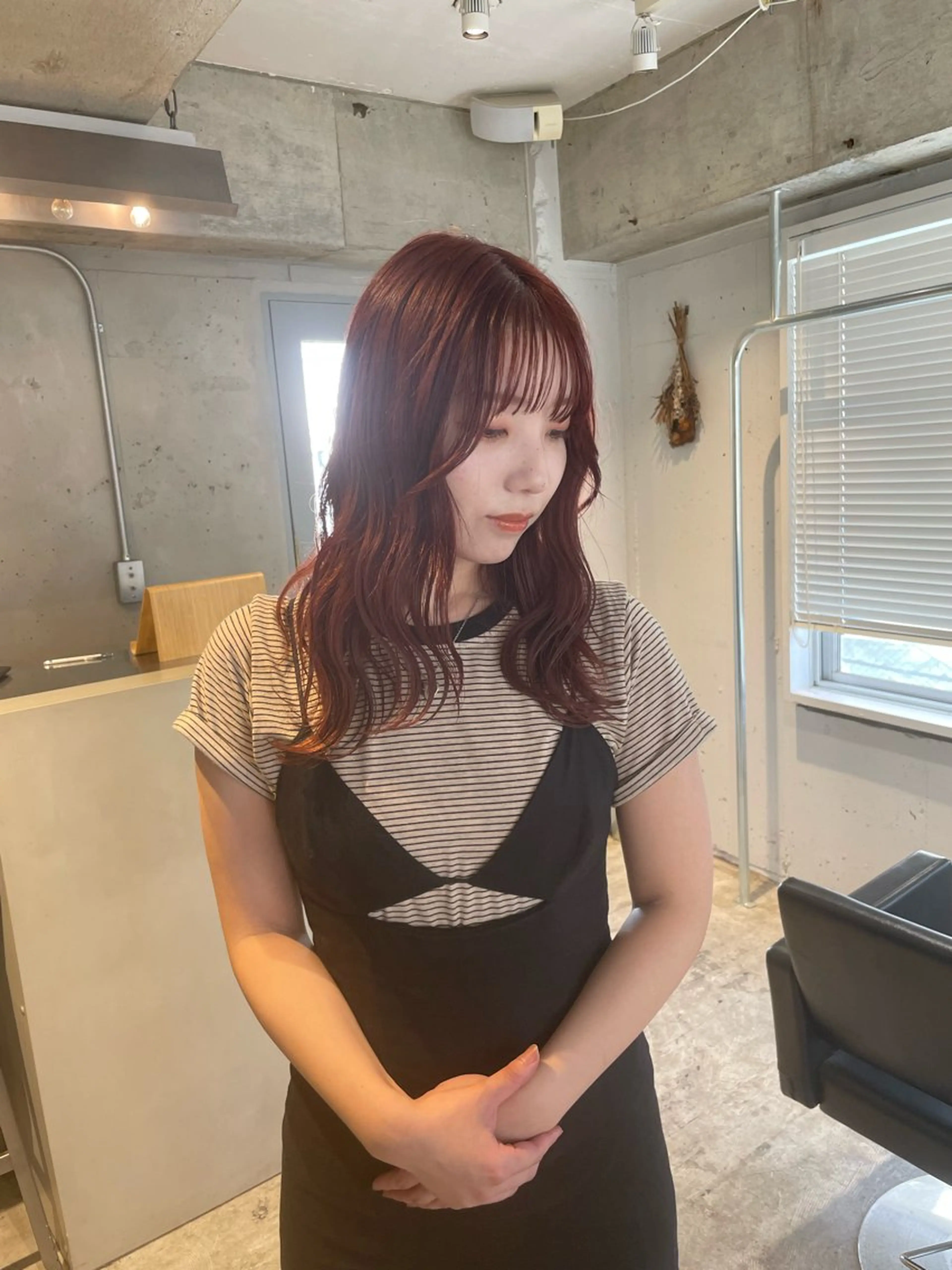 カラー ブリーチ オレンジ レッドカラー ヘアカラー トリートメント ミルクティーベージュ ブリーチ🖤サヤカのヘアスタイル