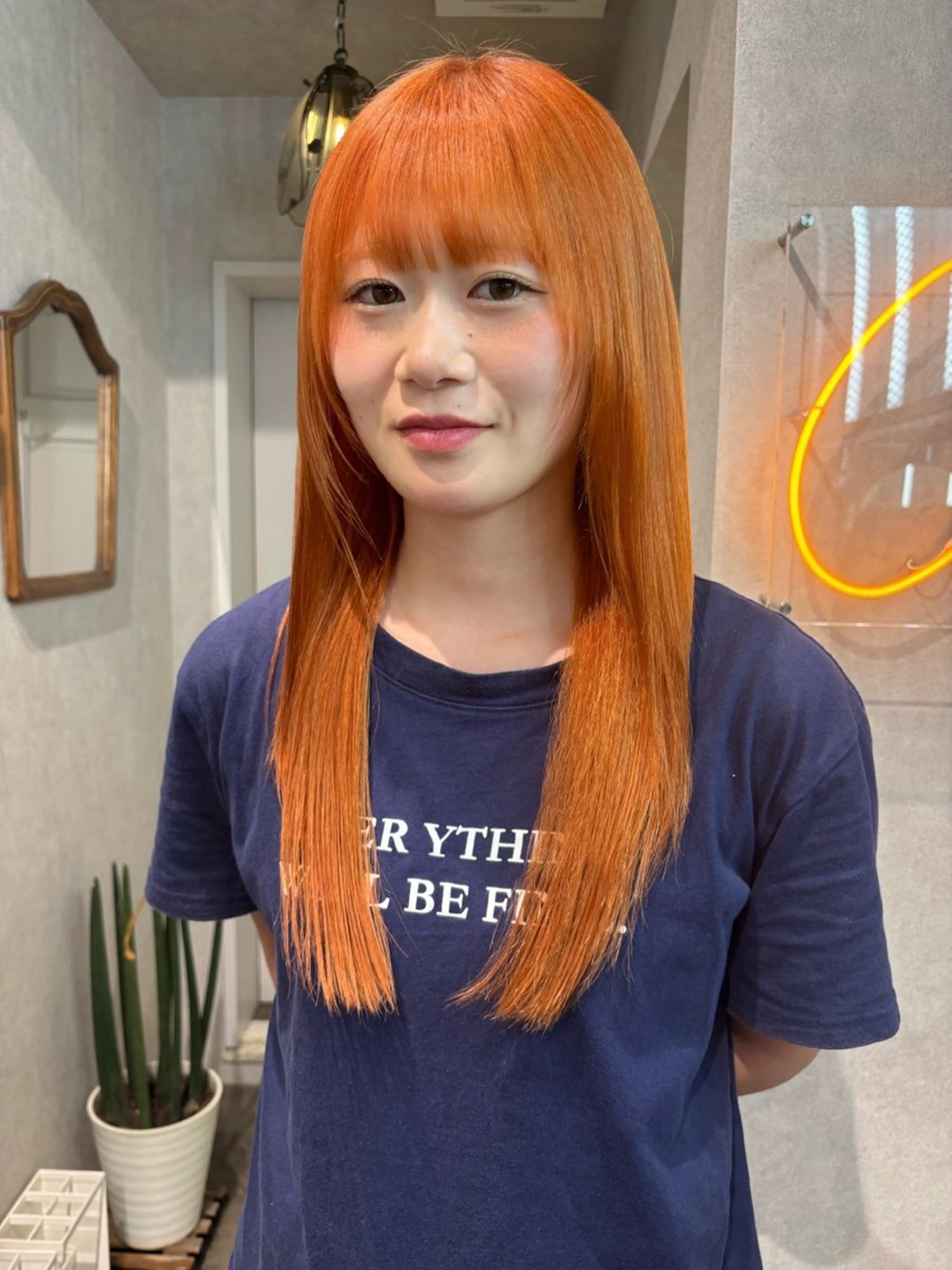 ロング カラー ヘアアレンジ 切りっぱなしボブ ブリーチ ダブルカラー イヤリングカラー ハイライトカラー iona/ハイトーン /ネイルのネイルデザイン