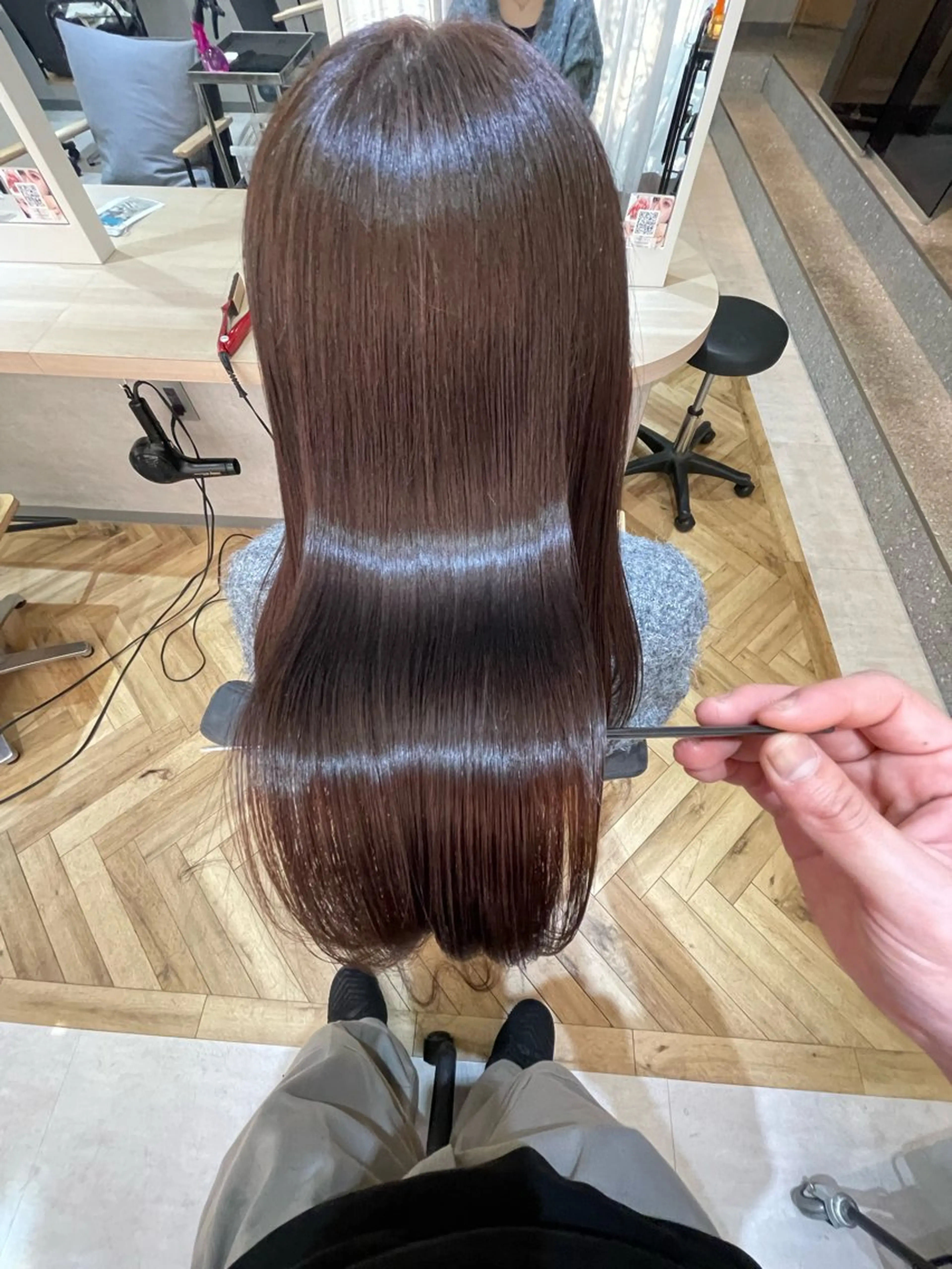 ロング カラー フェイスレイヤー/ 小顔/髪質改善　関のヘアスタイル