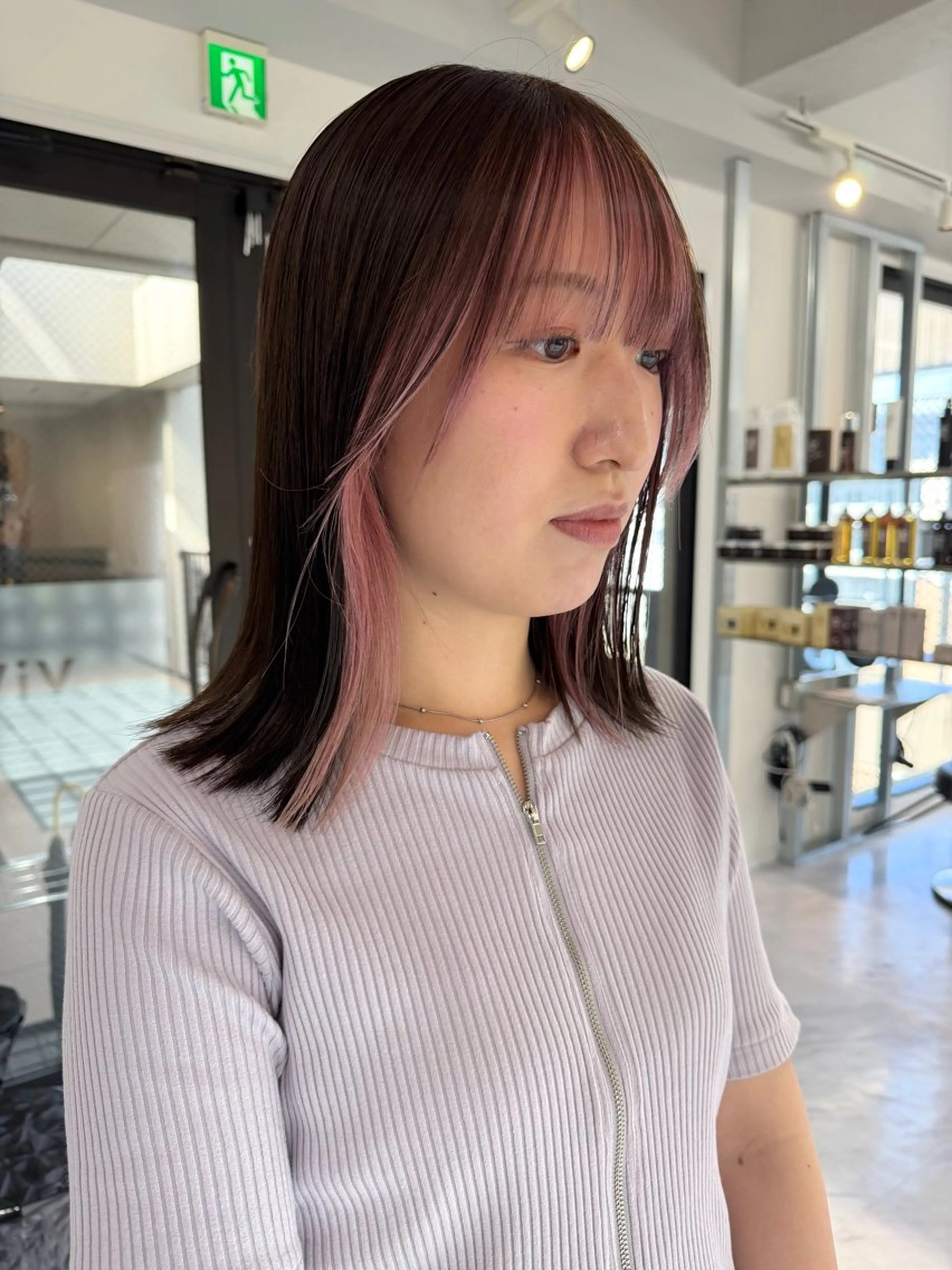 ミディアム カラー ベージュカラー ブリーチ ケアブリーチ デザインカラー ダブルカラー カット ヘアカラー トリートメント TATSUブリーチ/ ミルクティーベージュのヘアスタイル