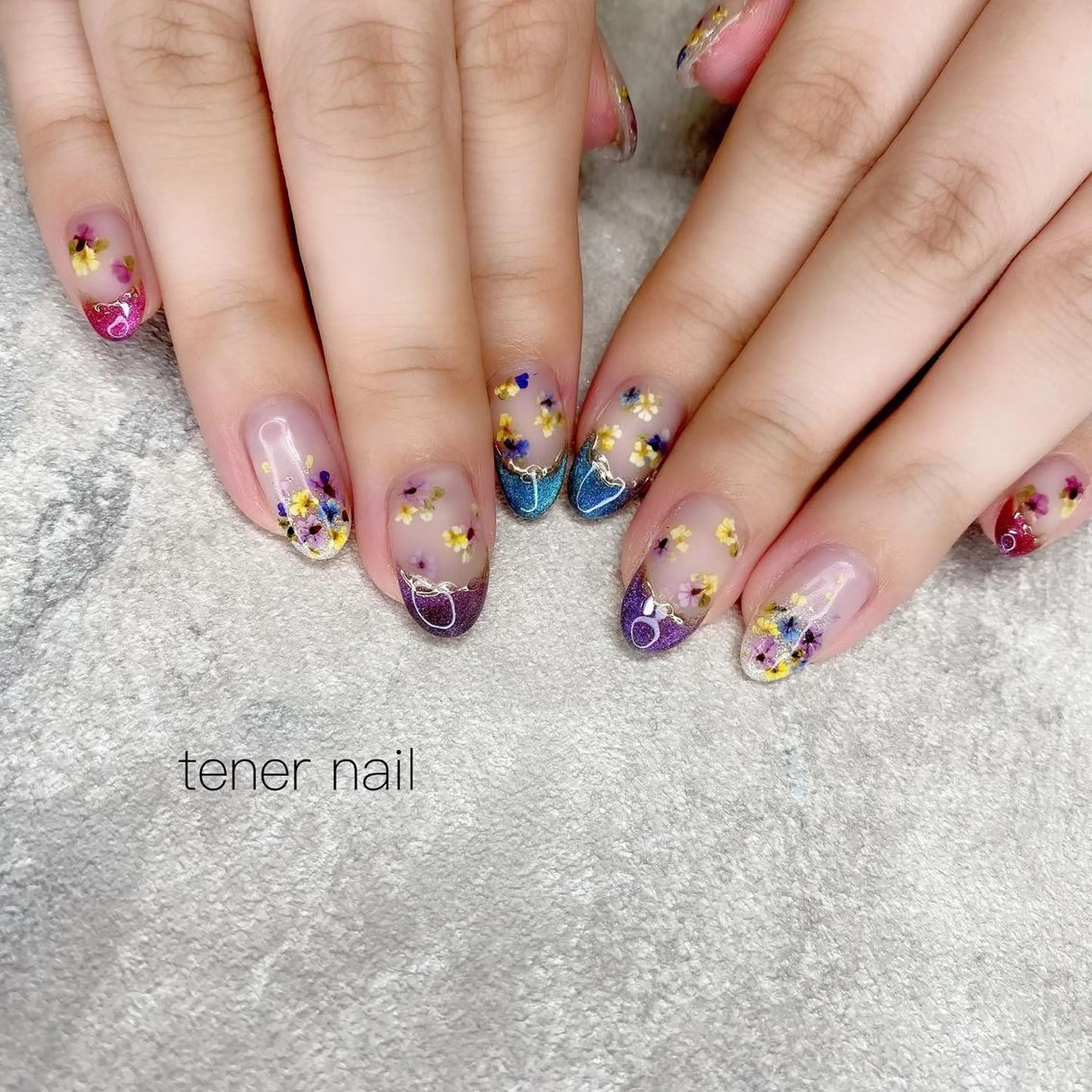 ネイル フレンチネイル マグネットネイル マグネットフレンチ テネルネイル tener nailのネイルデザイン