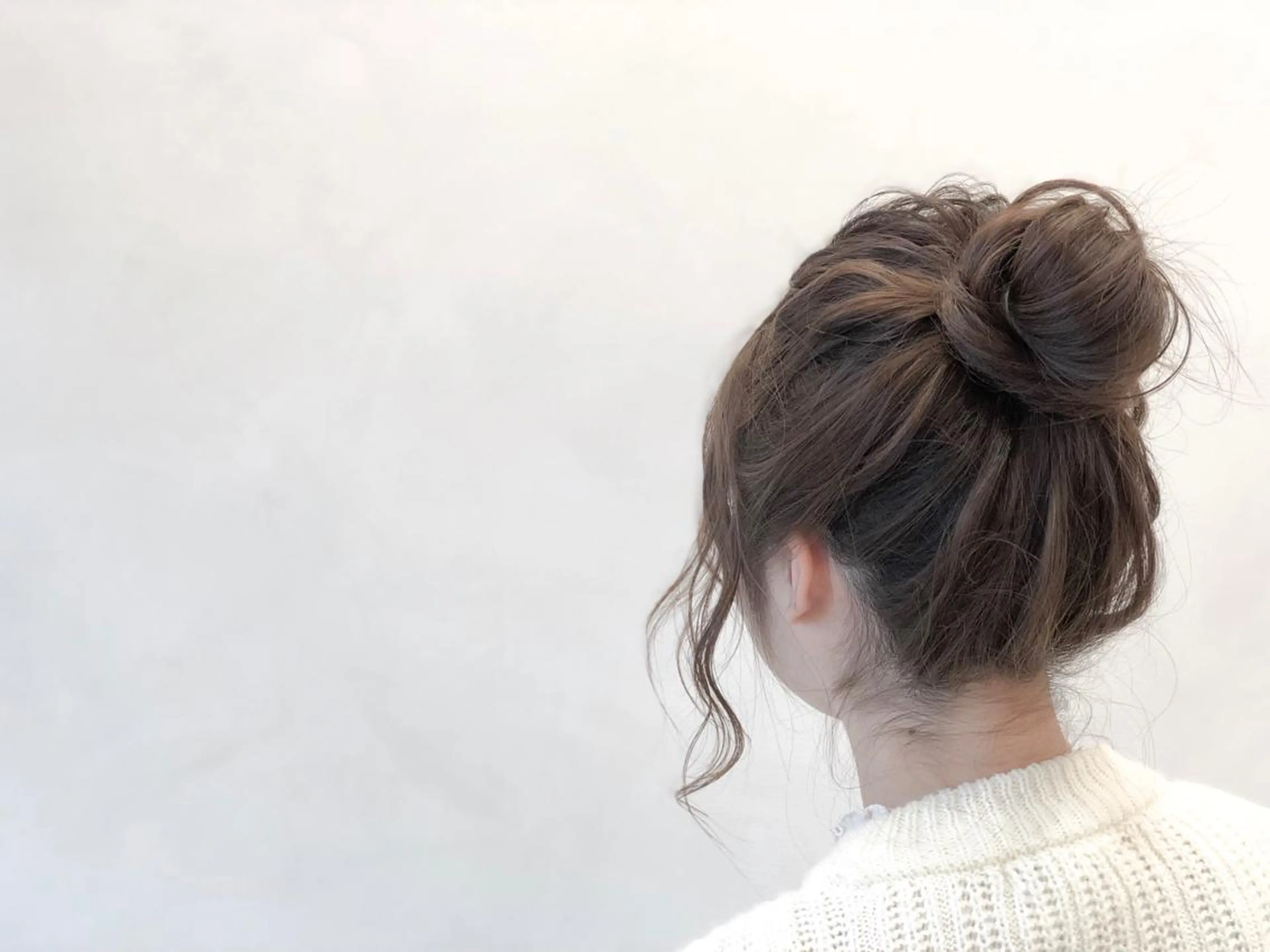 セミロング ヘアアレンジ ヘアセット いしだ みさきのヘアスタイル