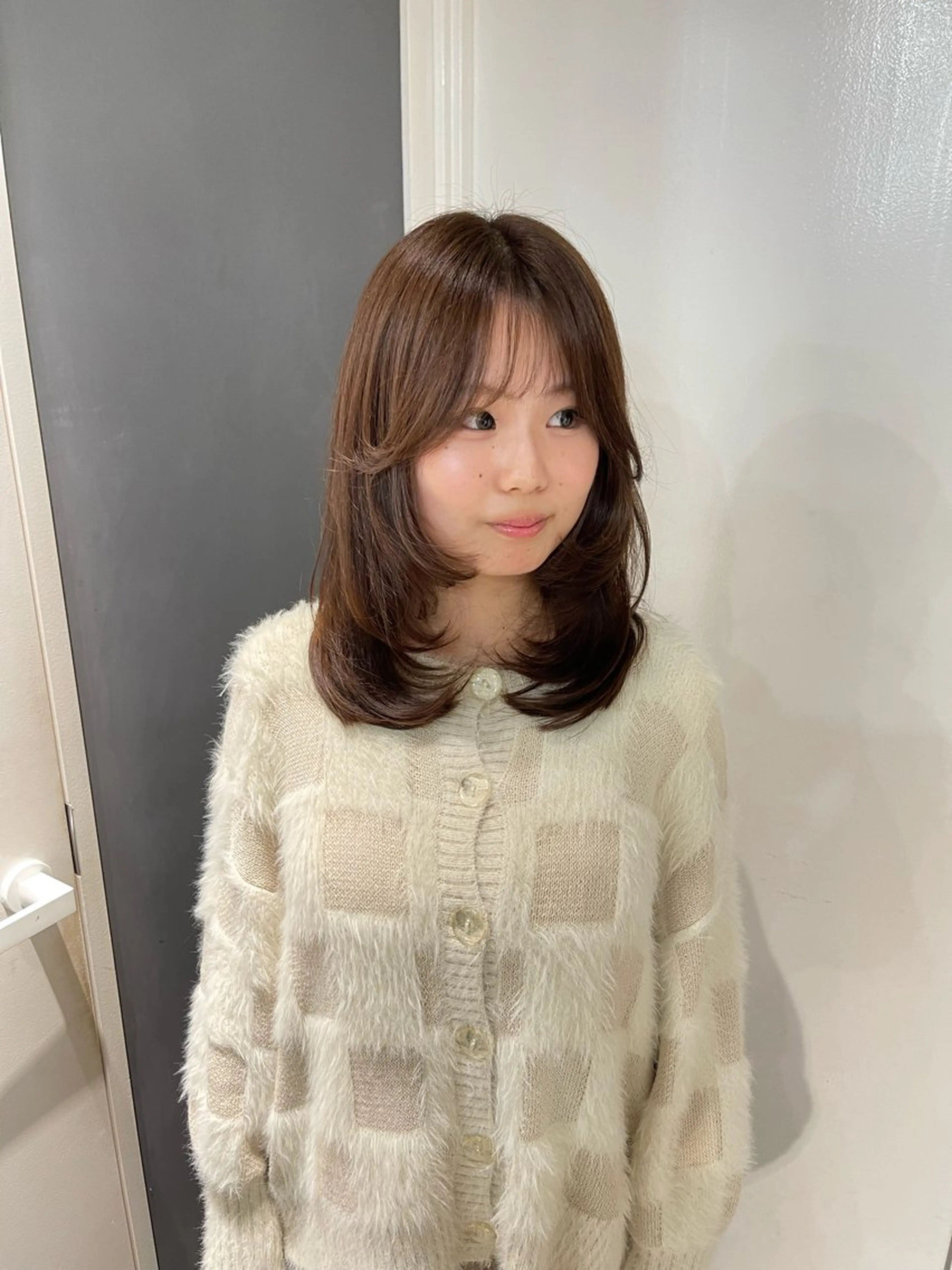 ミディアム カラー ミディアムレイヤー ブラウンカラー レイヤーカット ヘアカラー トリートメント 透明感カラー/レイヤ ー/艶髪/NENEのヘアスタイル