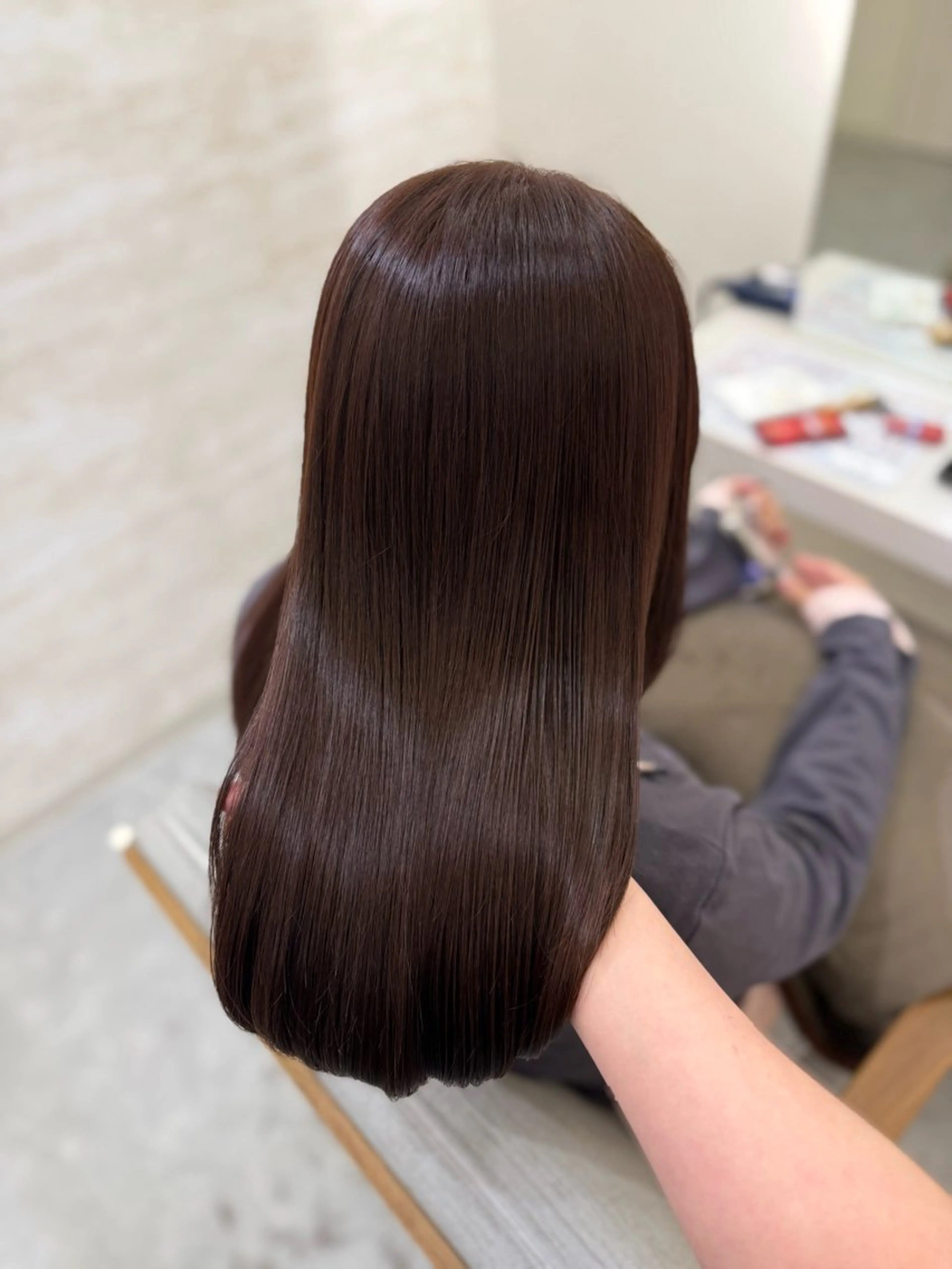 セミロング カラー カット ヘアカラー トリートメント 髪質改善&艶感カラー 🪄岡井美結のヘアスタイル